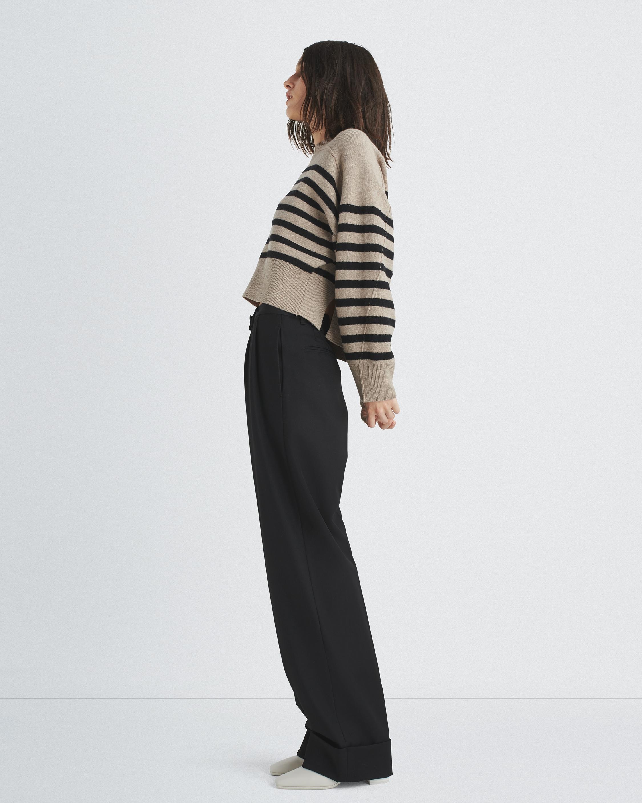 Bridget Stripe Wool Crew
Oversized Fit - 6