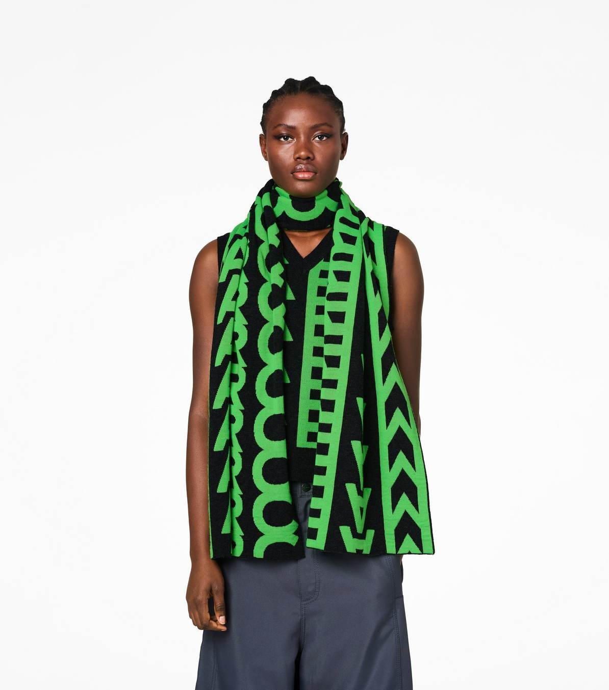 THE MONOGRAM KNIT SCARF - 3