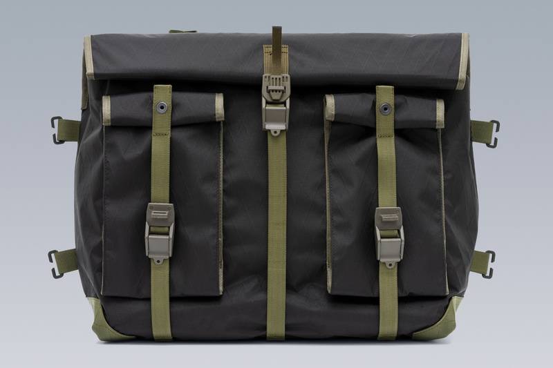 ACRONYM 3A-5 Messenger Einsatztasche Black outlook