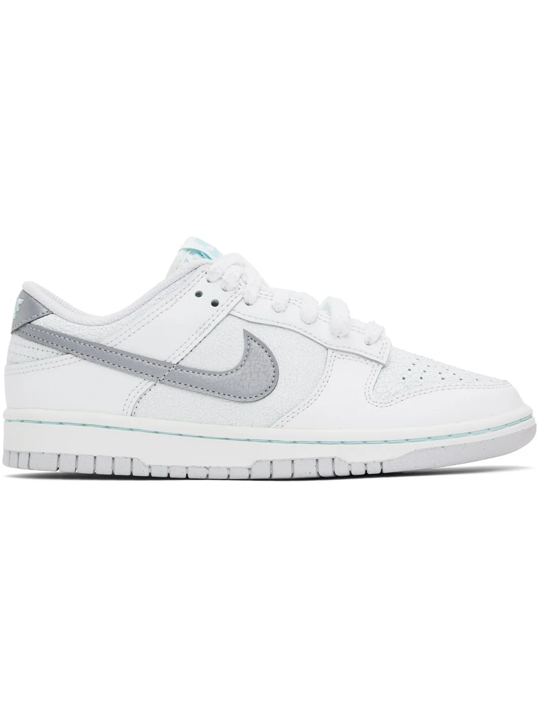 White Dunk Low Retro SE Sneakers - 1