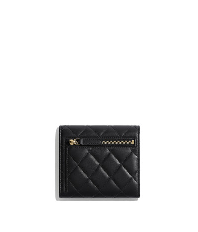 CHANEL Classic Small Flap Wallet outlook