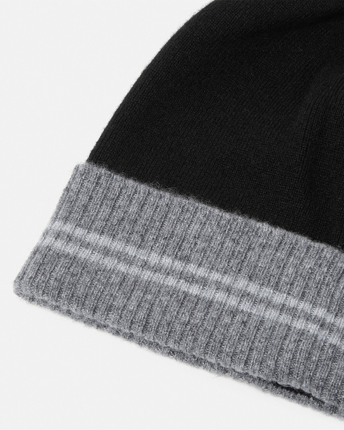 Embroidered Medusa Cashmere Knit Beanie - 2