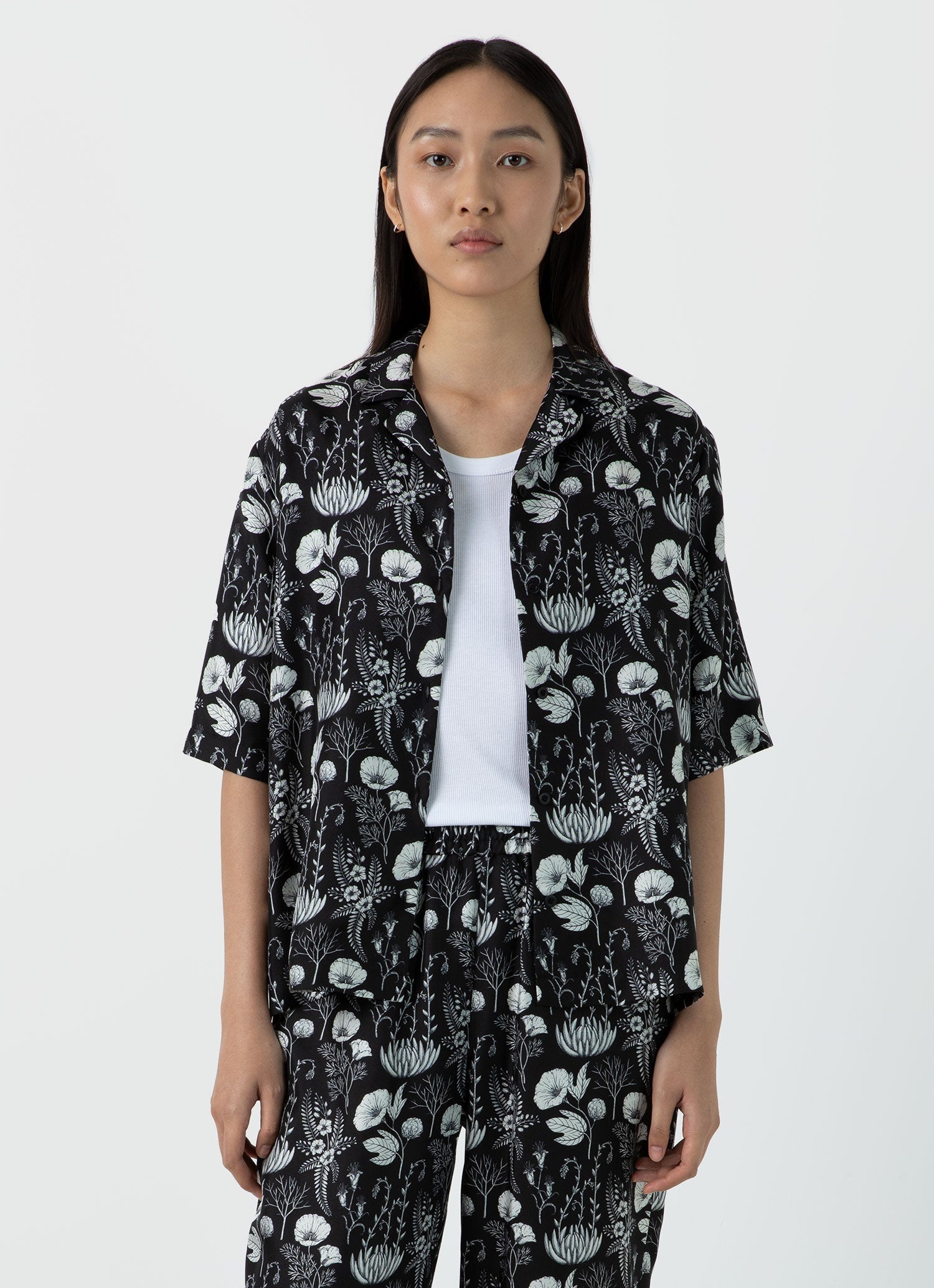 Silk Leaf Print Camp Collar Shirt - 1