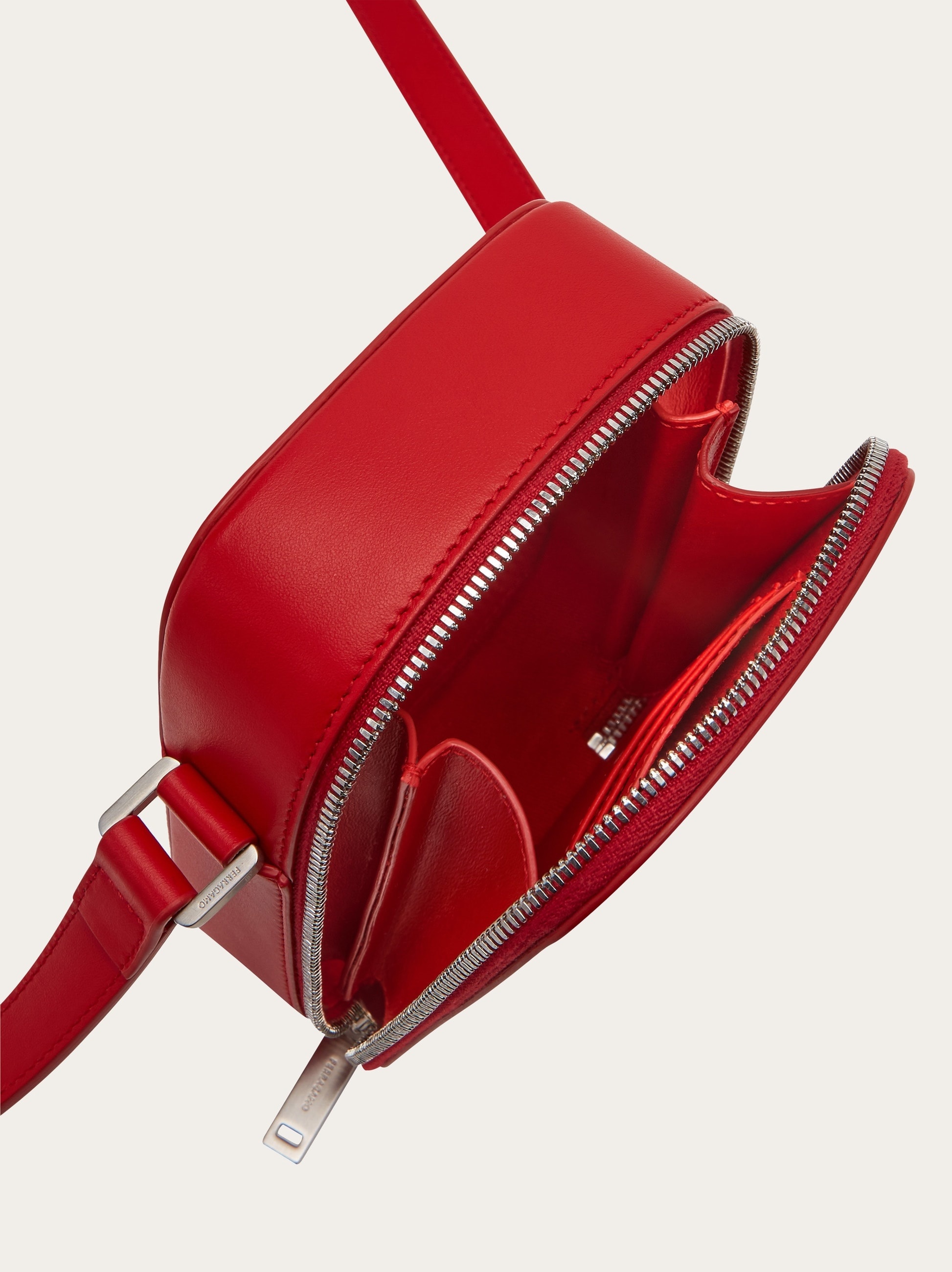 Compact crossbody bag - 5