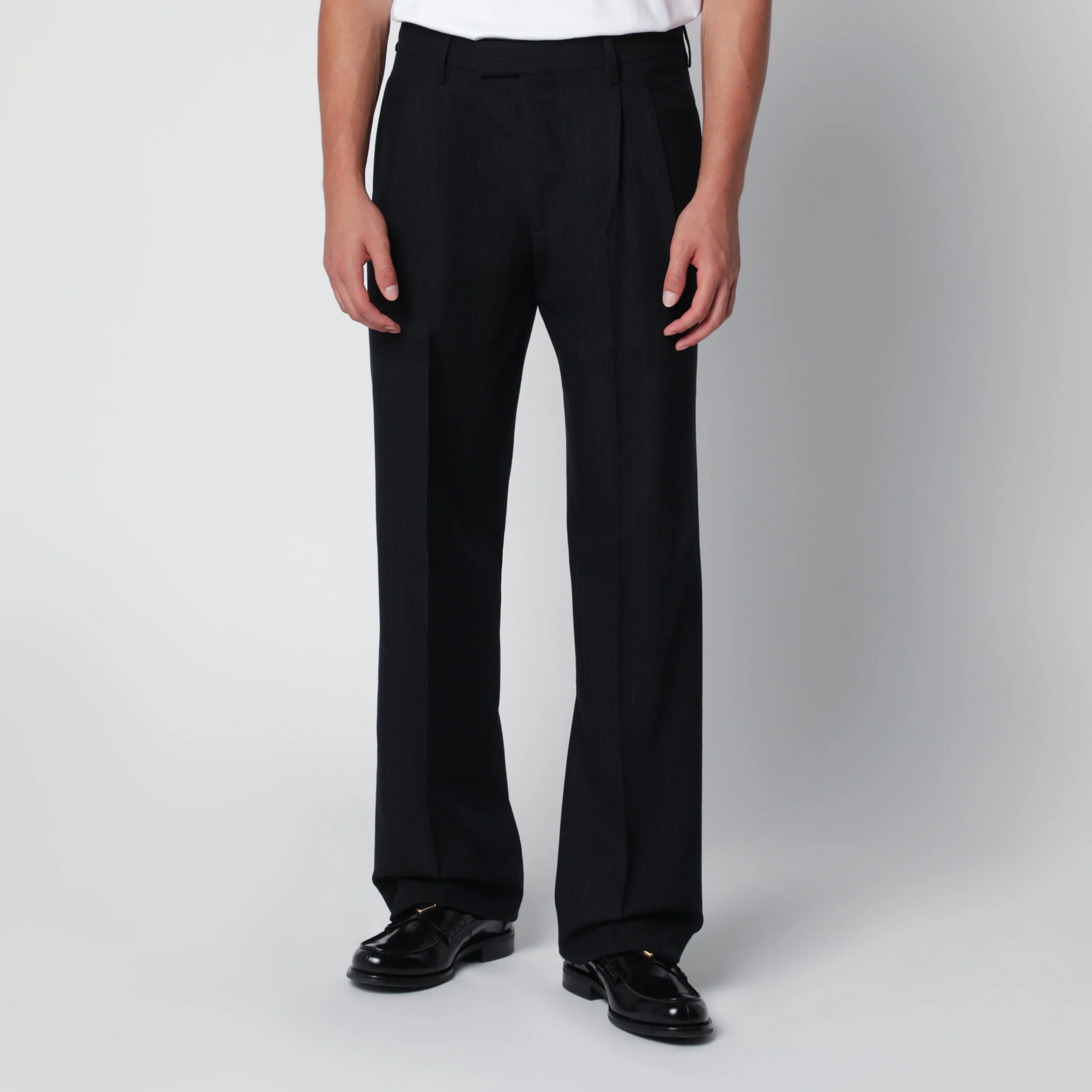 Blue pleated trousers with pinstripe pattern - 1
