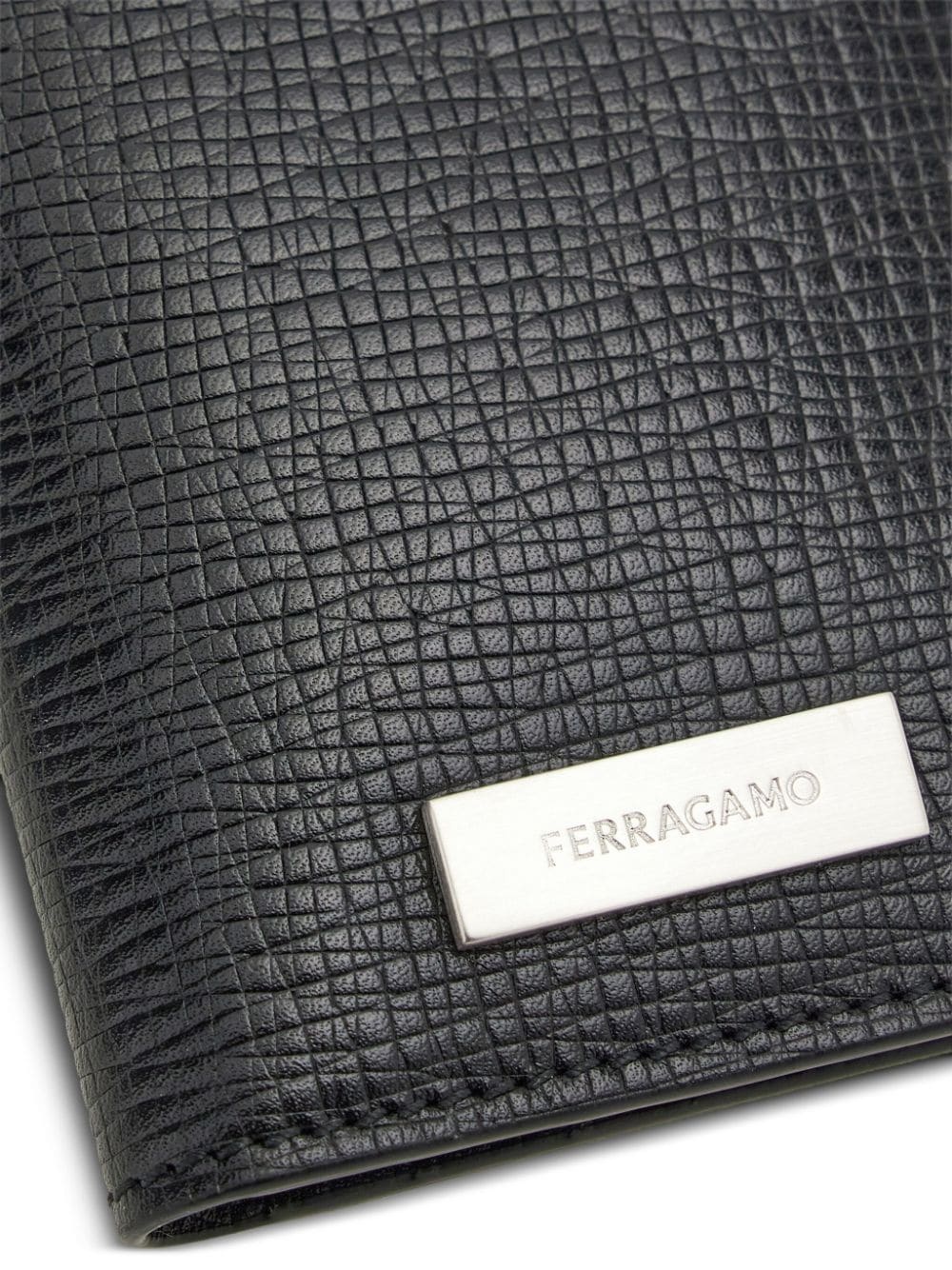 logo-plaque textured leather wallet - 5