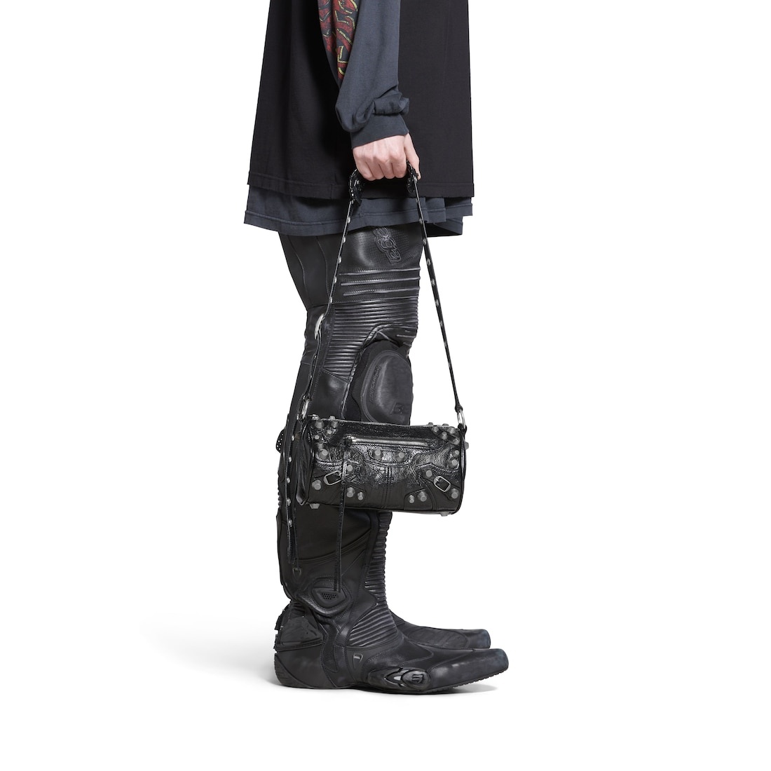 Le Cagole Men Cylinder Bag in Black - 3