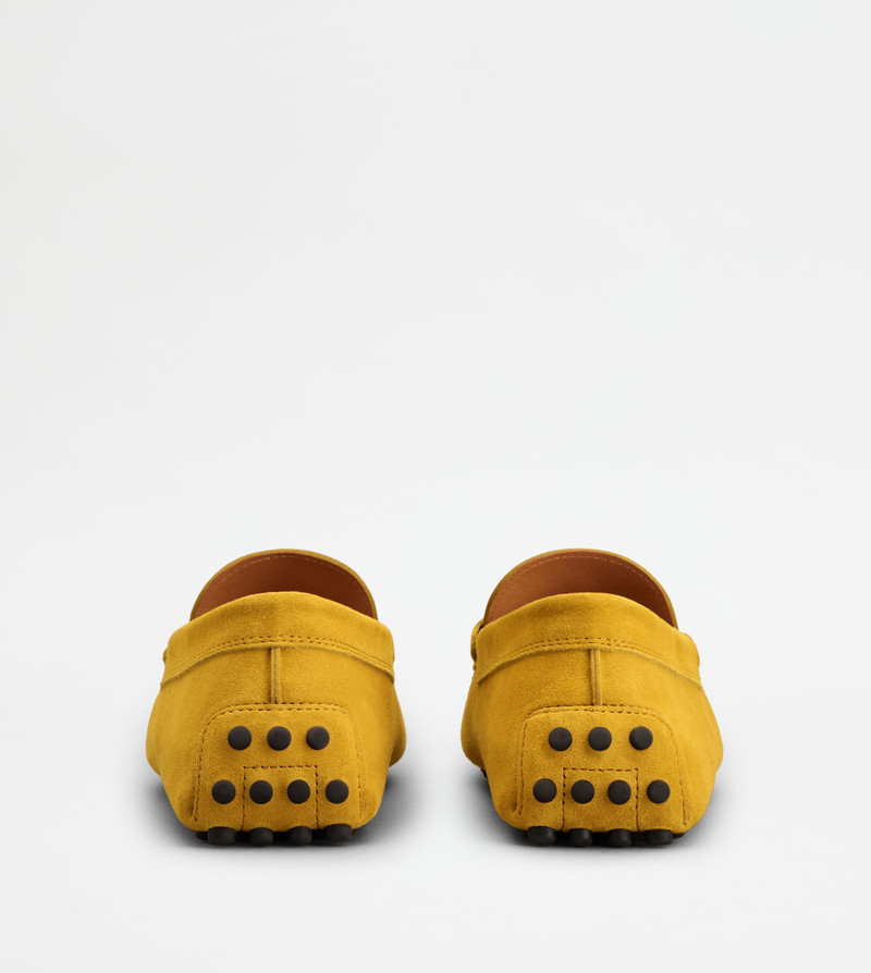 Tod's GOMMINO DRIVING SHOES IN SUEDE - YELLOW outlook