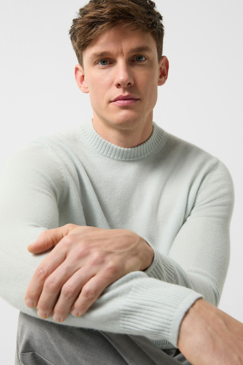 Brendon cashmere sweater in Mint 3