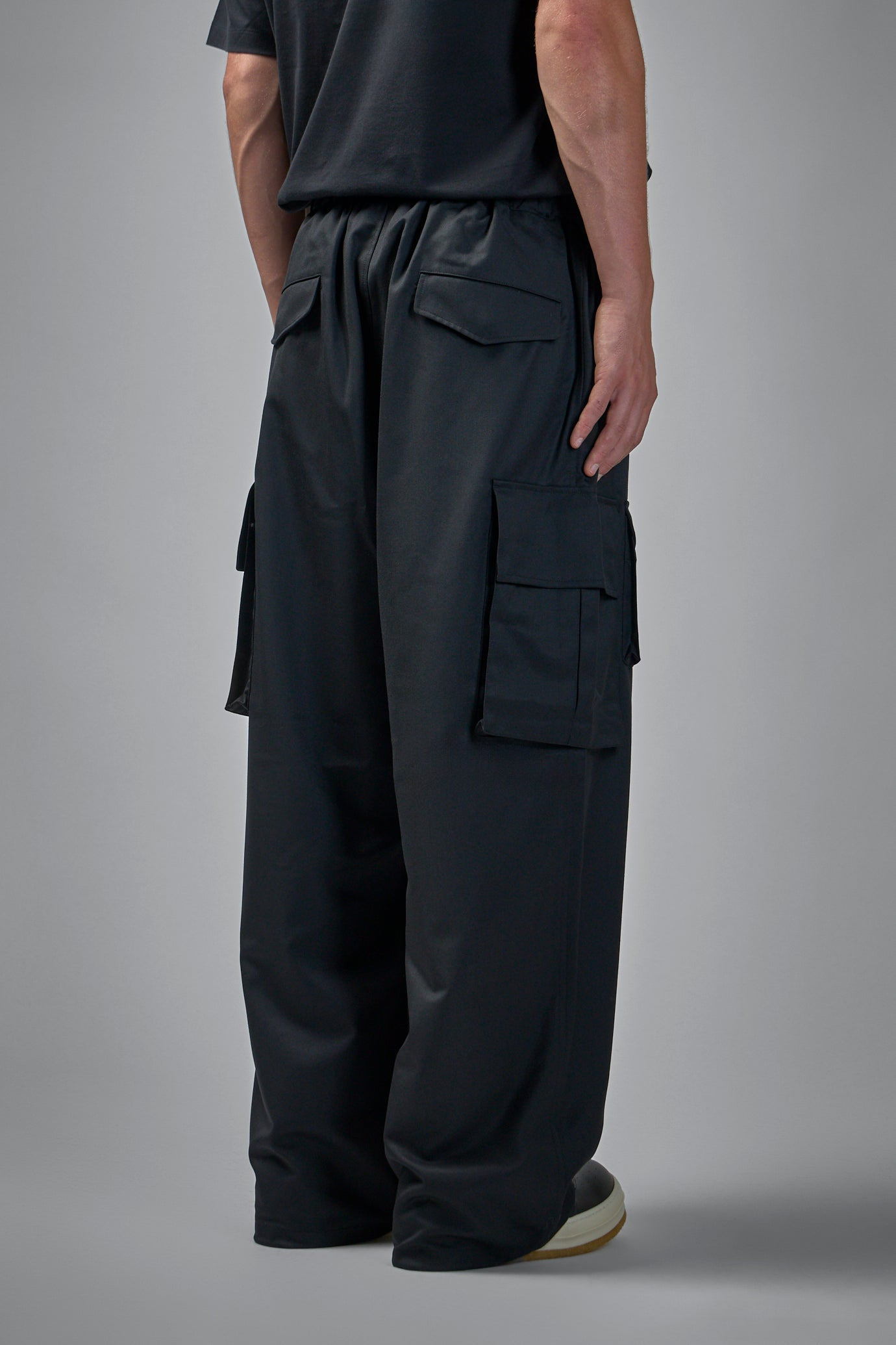 Refined Wool Cargo Pants - 4