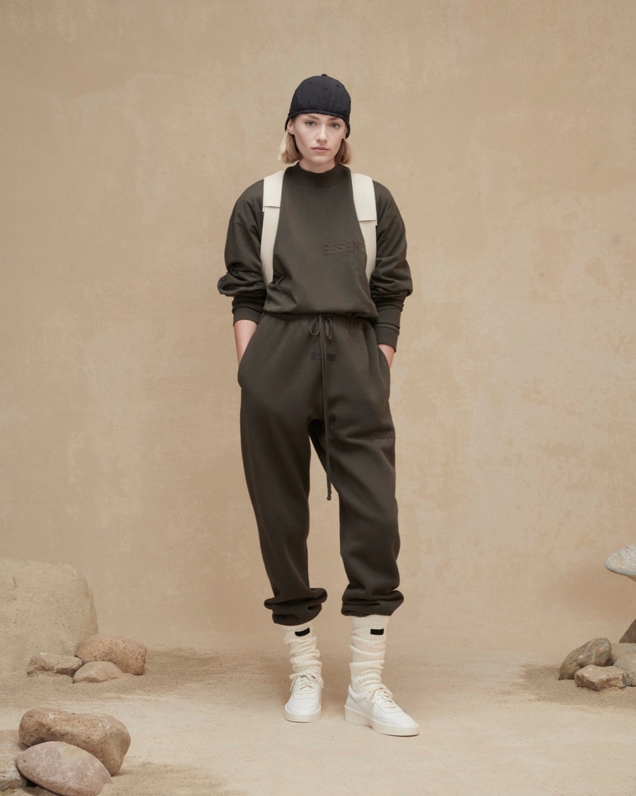 Essentials Sweatpant - 6