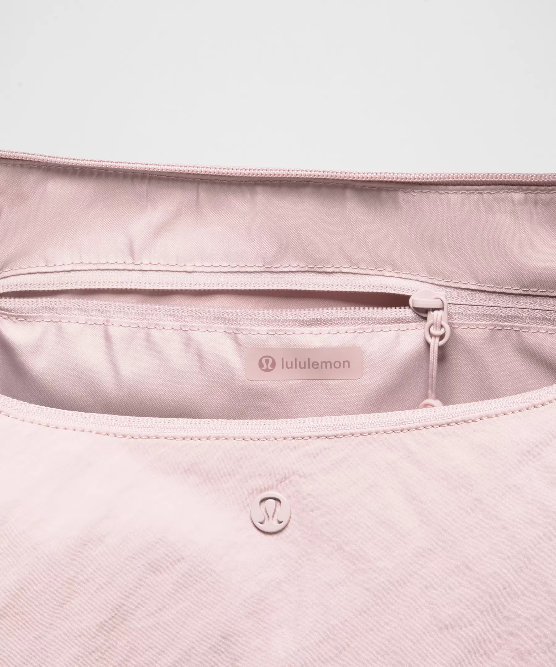 Large Slouchy Sling Bag 13L - 5