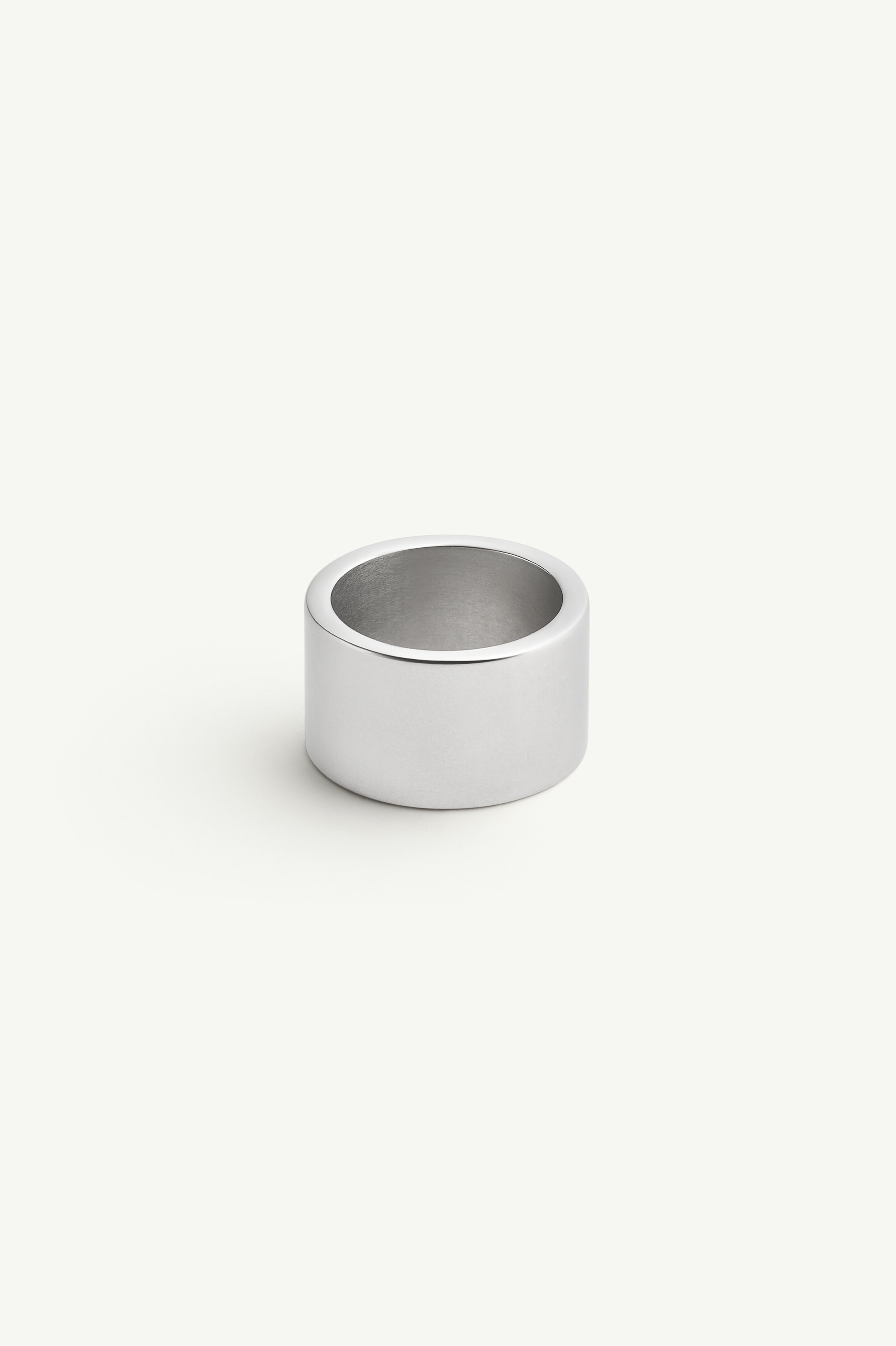 【MM6 Maison Margiela】W Numeric Minimal Signature Ring Silver 'Year of the Snake' Numeric Minimal Signature Ring by