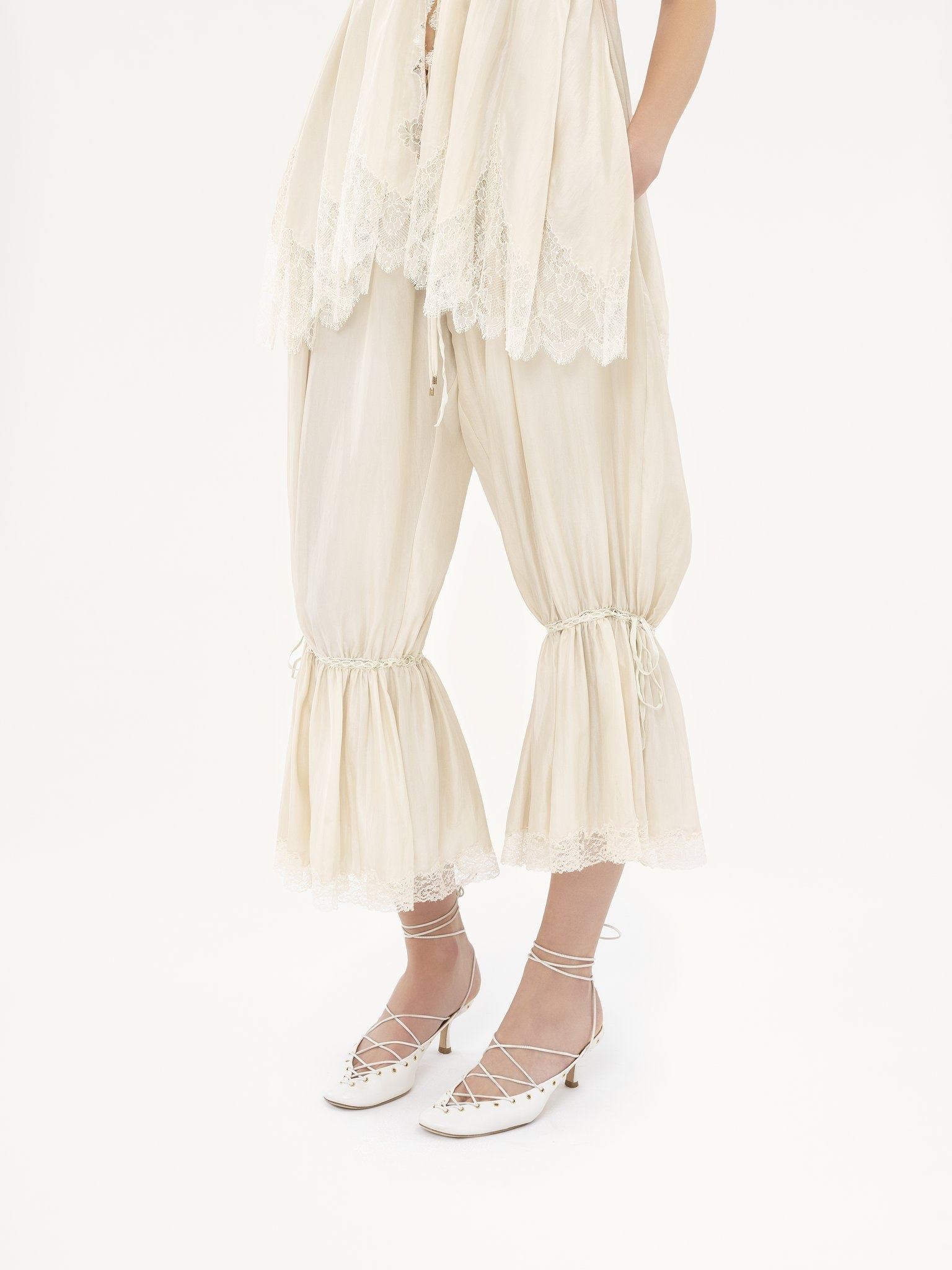 FLUID CROPPED PANTS IN WASHED SILK PONGÉ & LACE - 4
