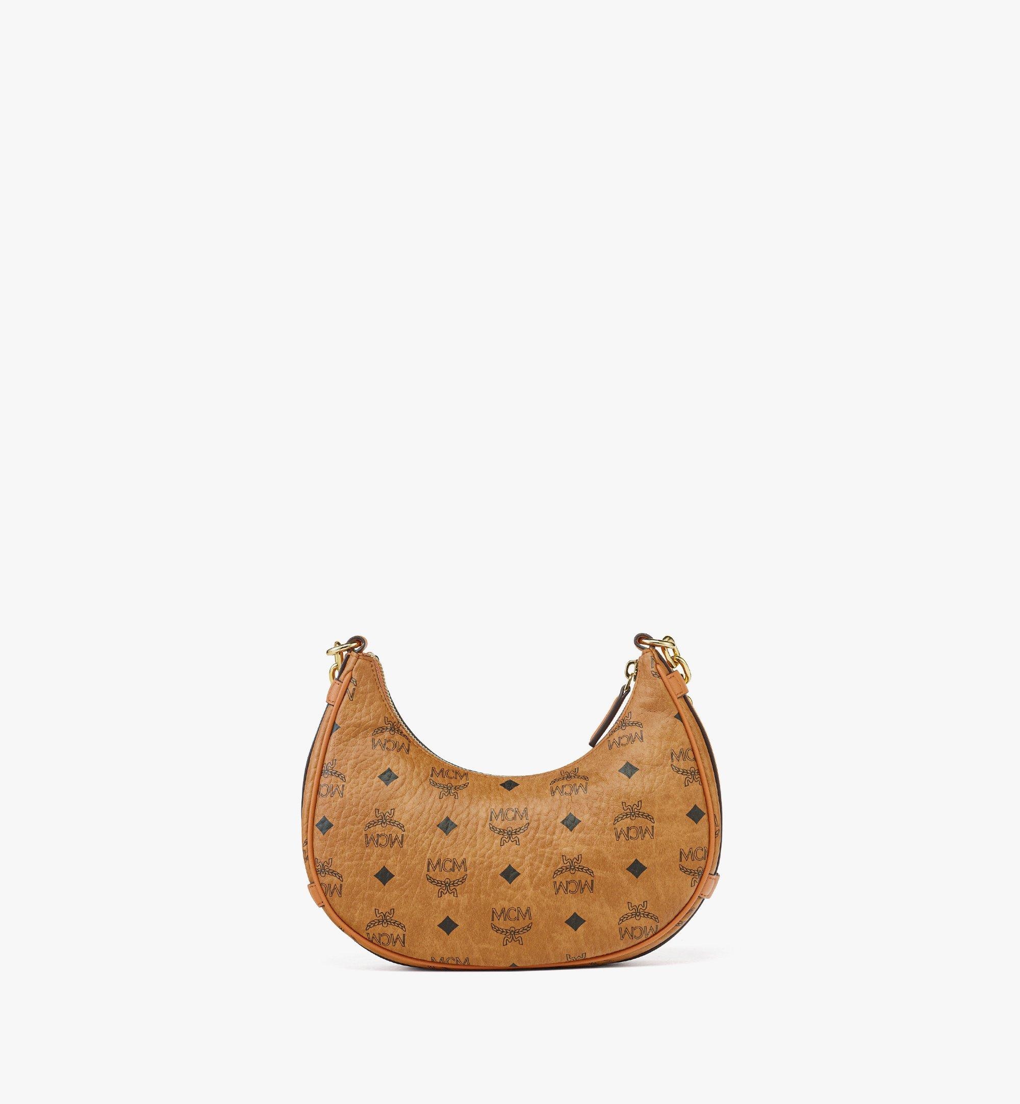 Valentine’s Day Upcycling Project Crescent Hobo in Visetos - 5
