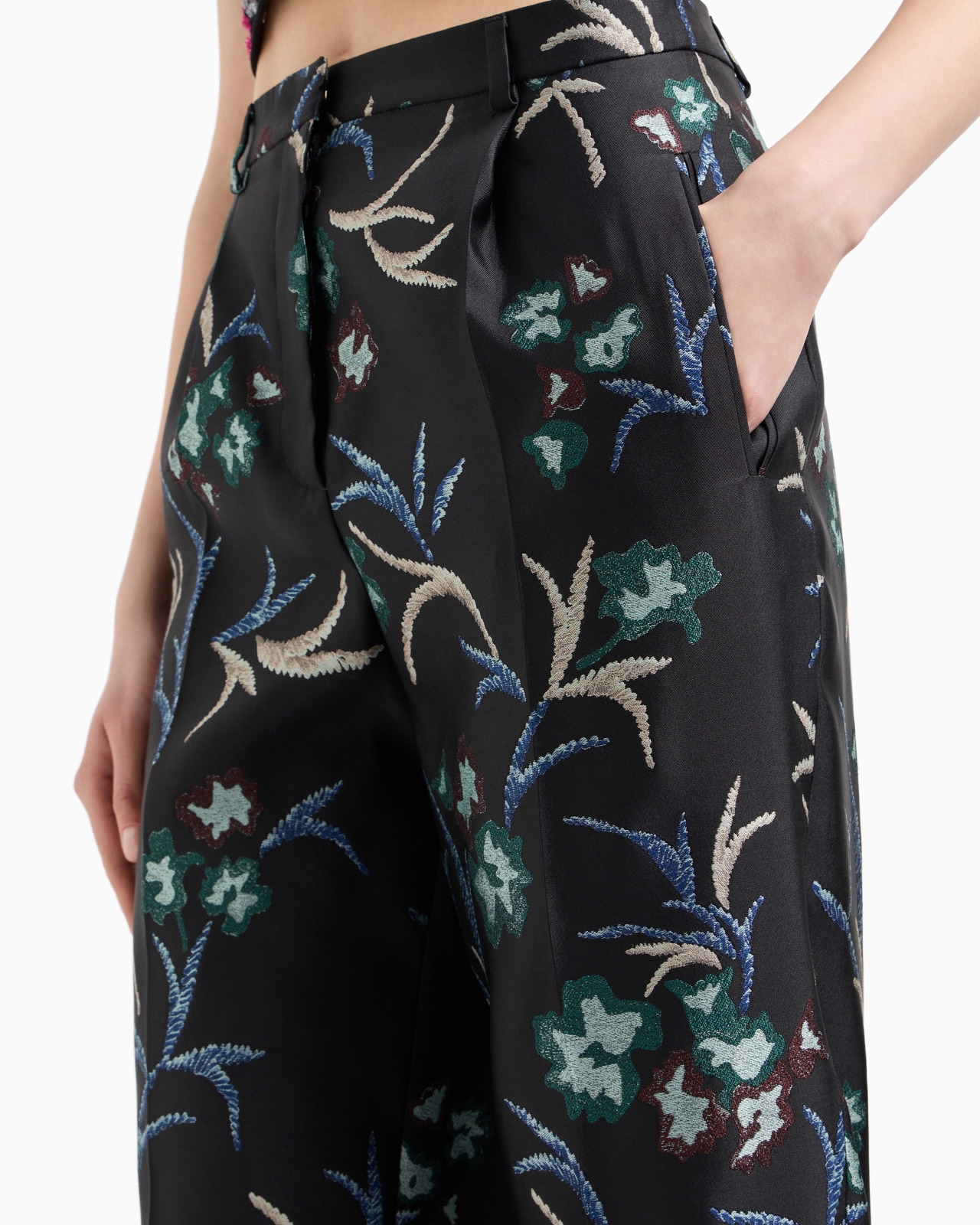 Straight trousers with floral jacquard motif - 5