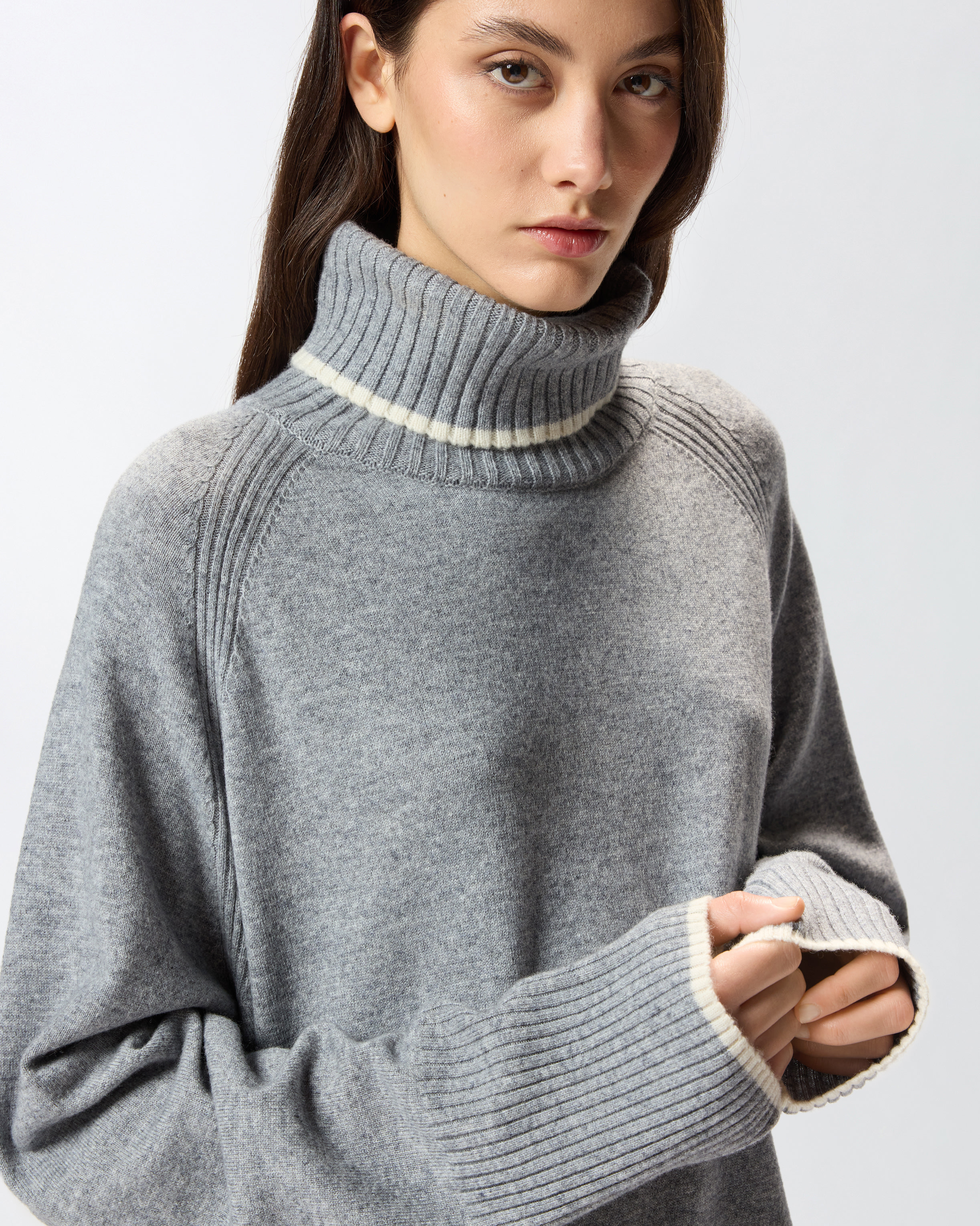 SHORT KNIT DRESS WITH HIGH NECK - 5