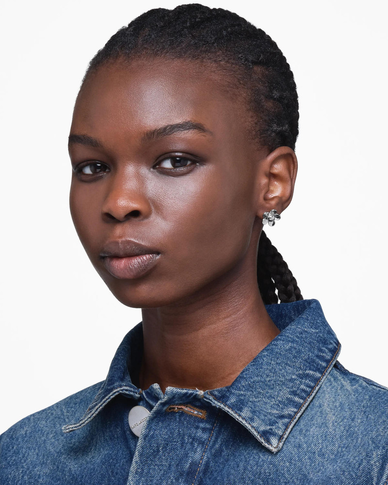 Marc Jacobs THE DAISY STUD EARRINGS outlook