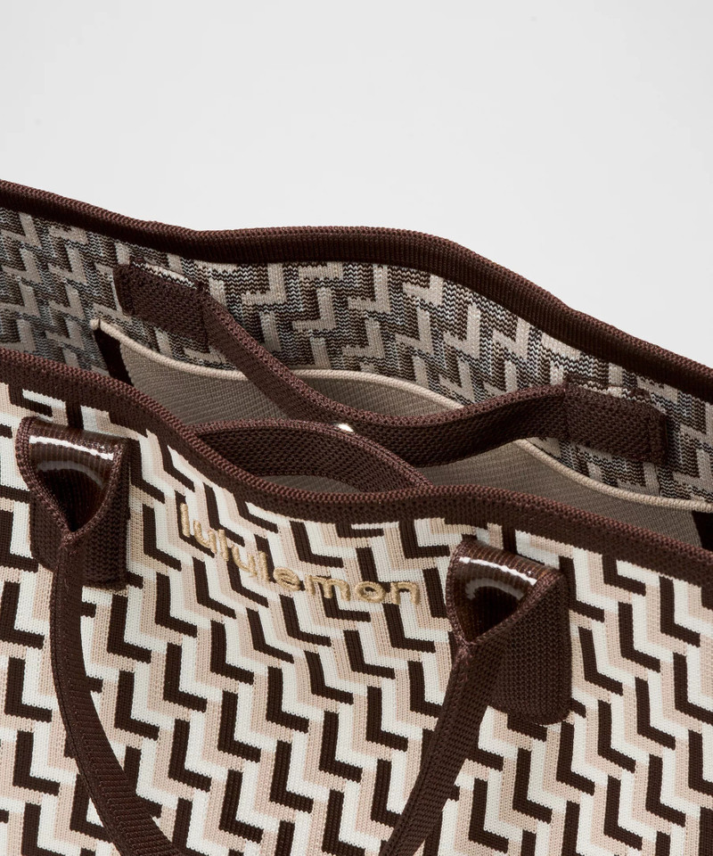 Classic Knit Small Tote Bag 8L 4