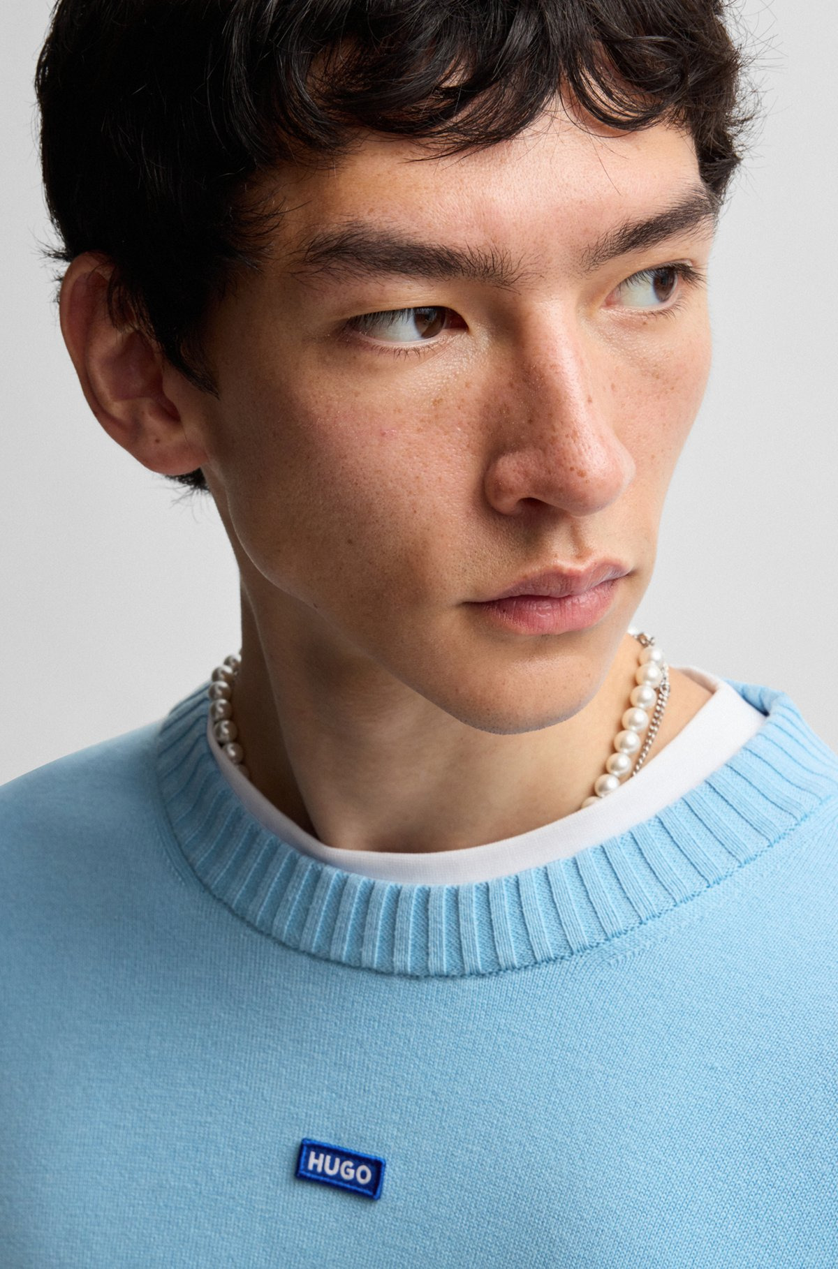 KNITTED-COTTON SWEATER WITH BLUE LOGO LABEL - 3