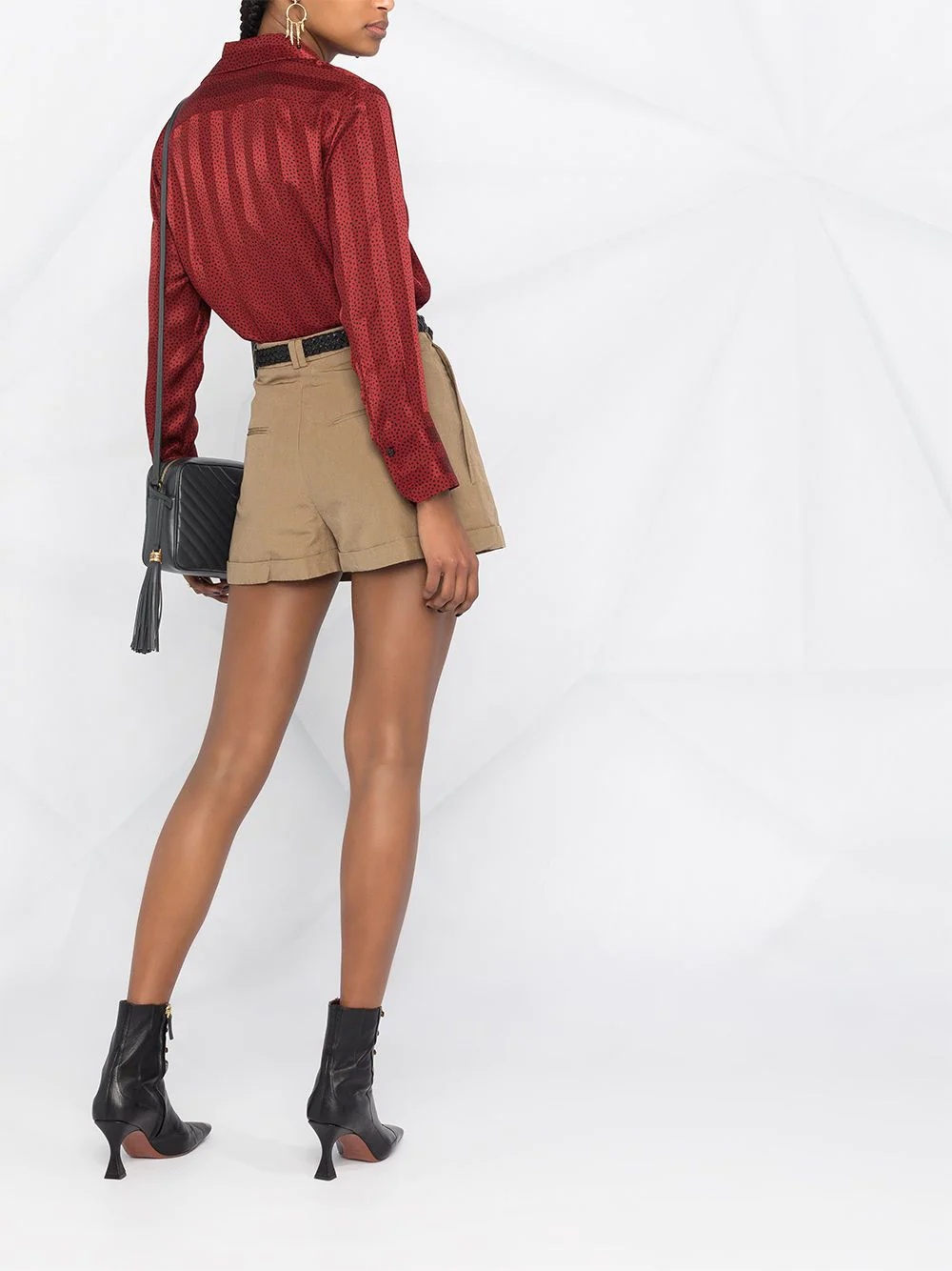 pleat-detail casual shorts - 6