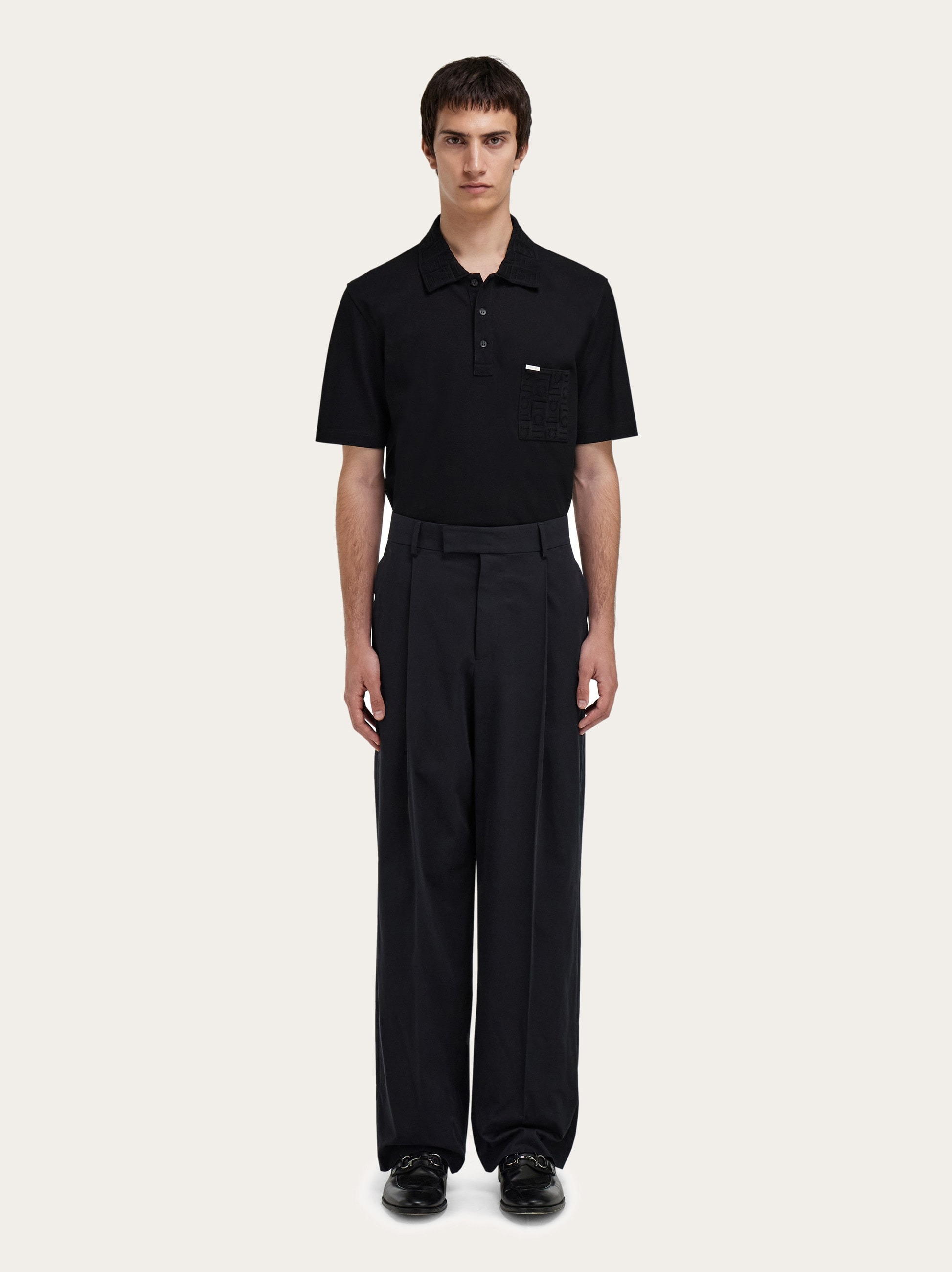 V-neck polo with jacquard pocket detail - 5