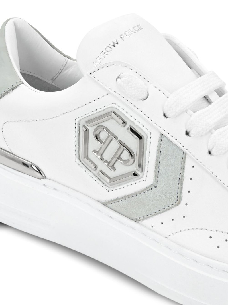 Hexagon logo sneakers 4