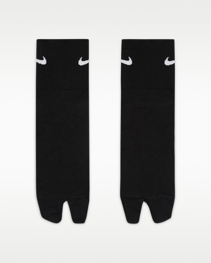 Nike Nike Everyday Plus Lightweight Ankle Split-Toe Socks outlook