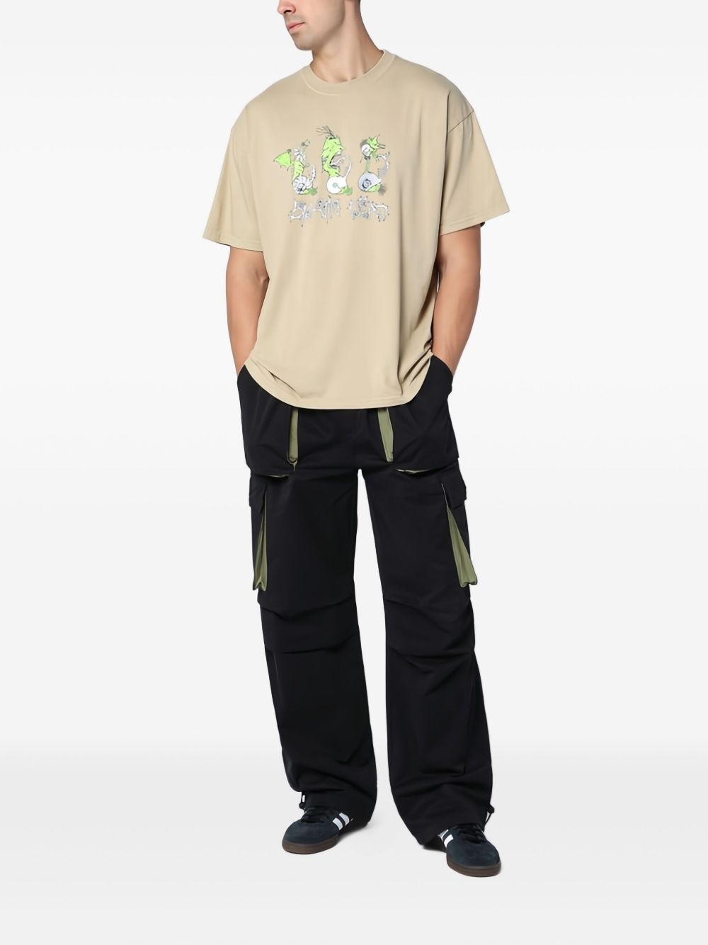graphic-print crew-neck T-shirt - 2
