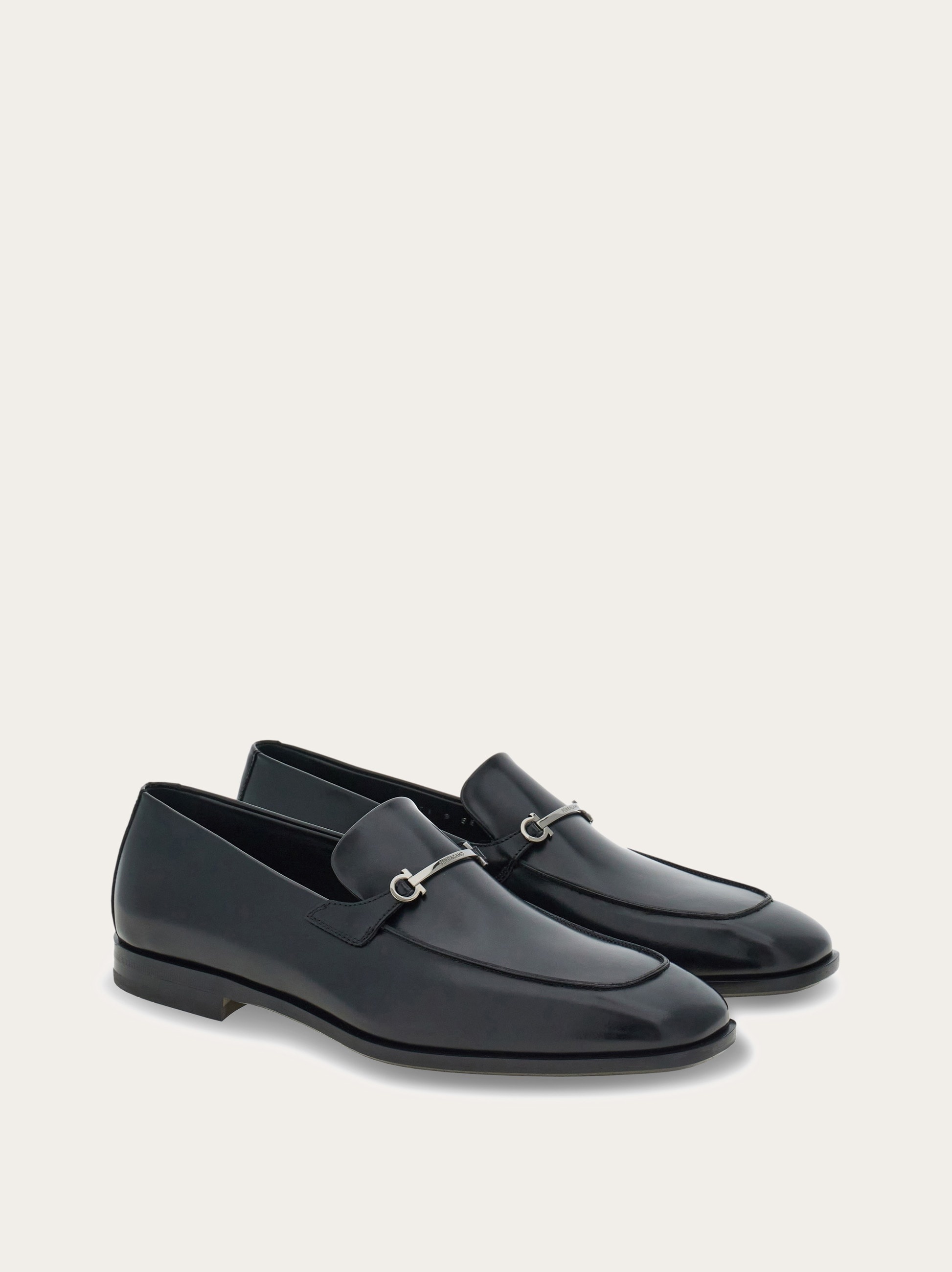 Moccasin with Gancini ornament - 3