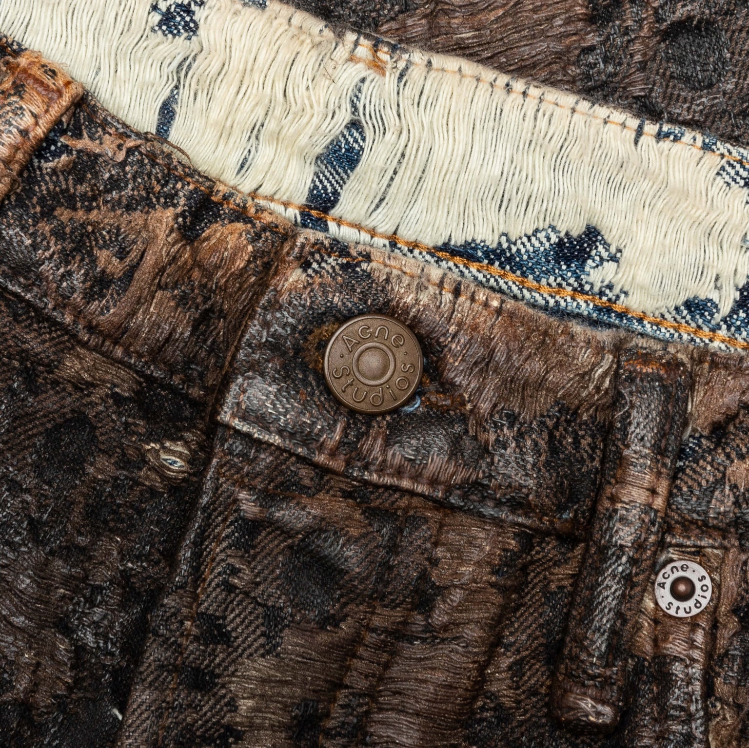LOOSE FIT DENIM MONOGRAM SHORTS FN-MN-SHOR000260 - BROWN - 4