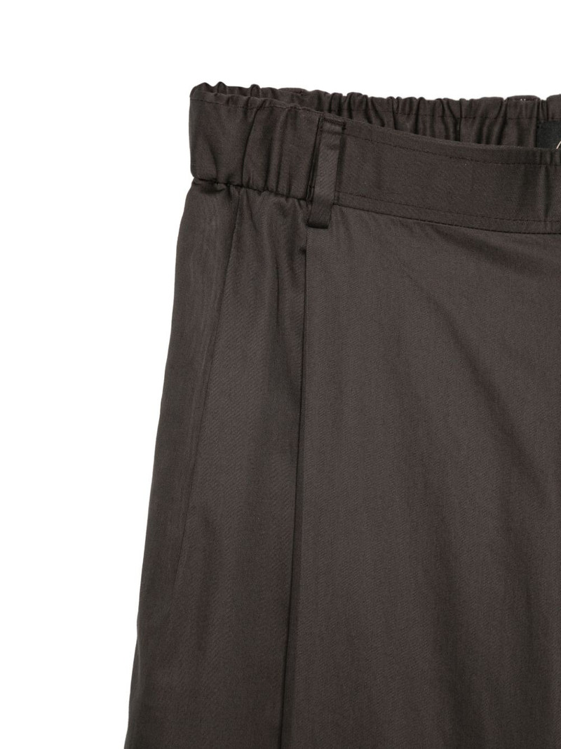 elastic-waistband trousers 3