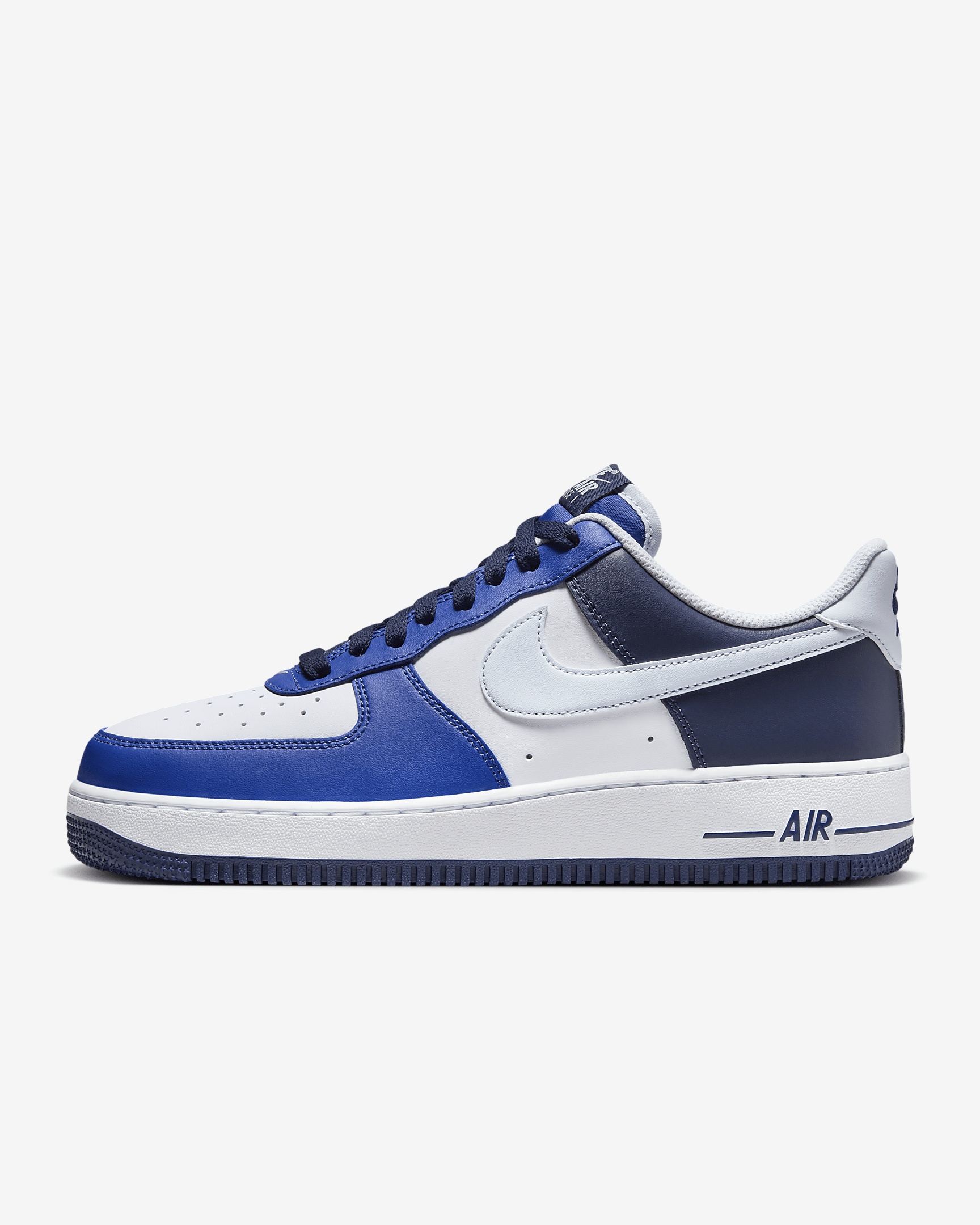 Nike Air Force 1 '07 LV8 Shoes - 1