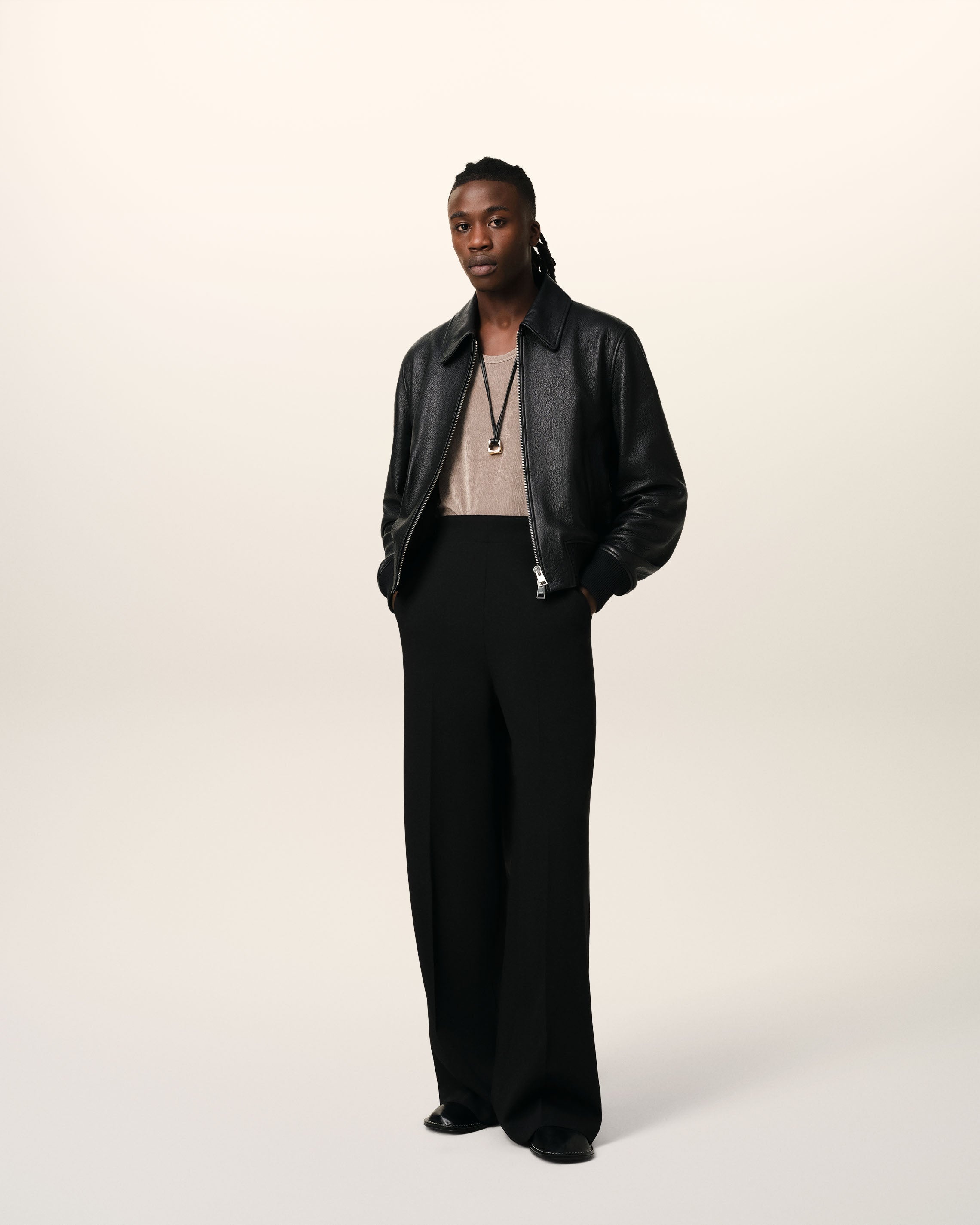 BLACK LEATHER ZIPPED JACKET - 2