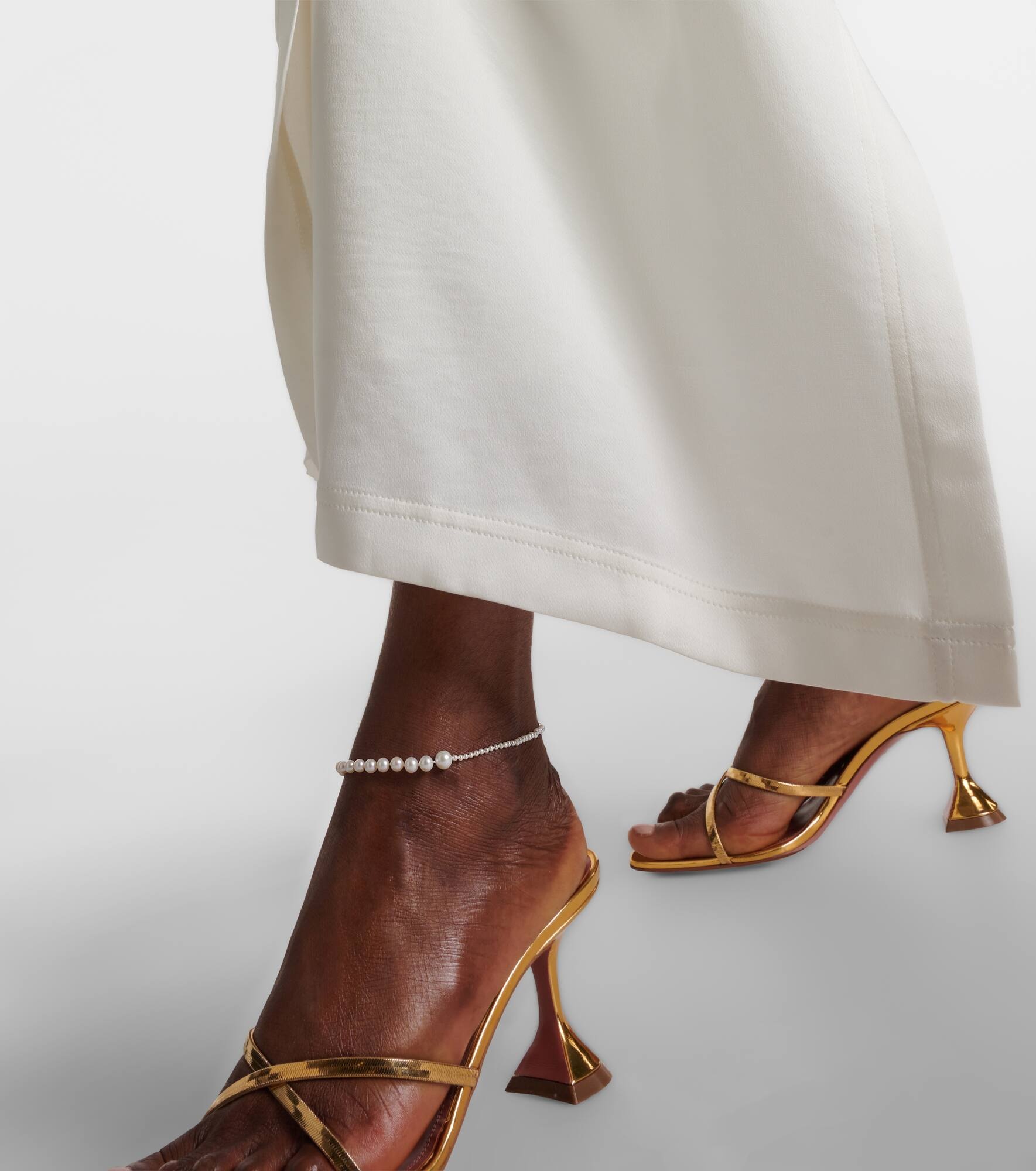 Peggy à Pied 14kt gold anklet with freshwater pearls - 2