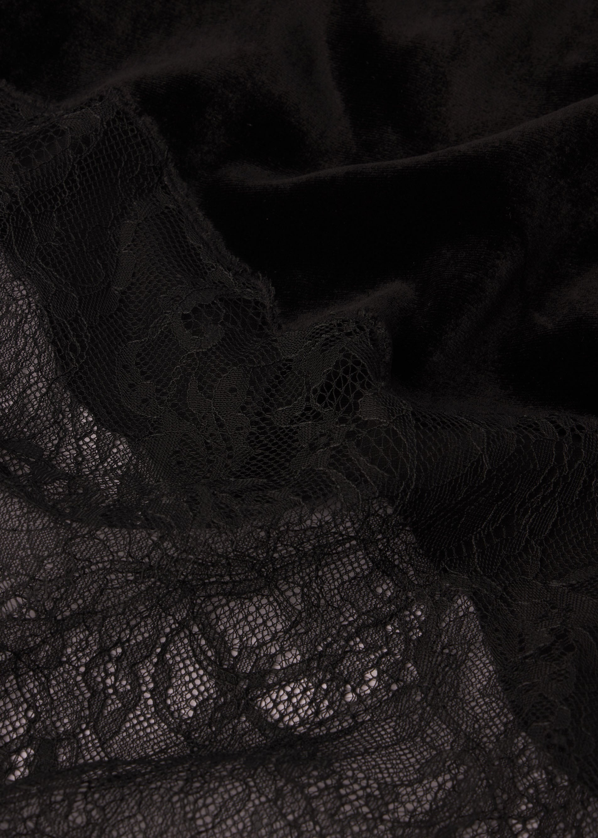 Velvet Lace Skirt in Black - 4