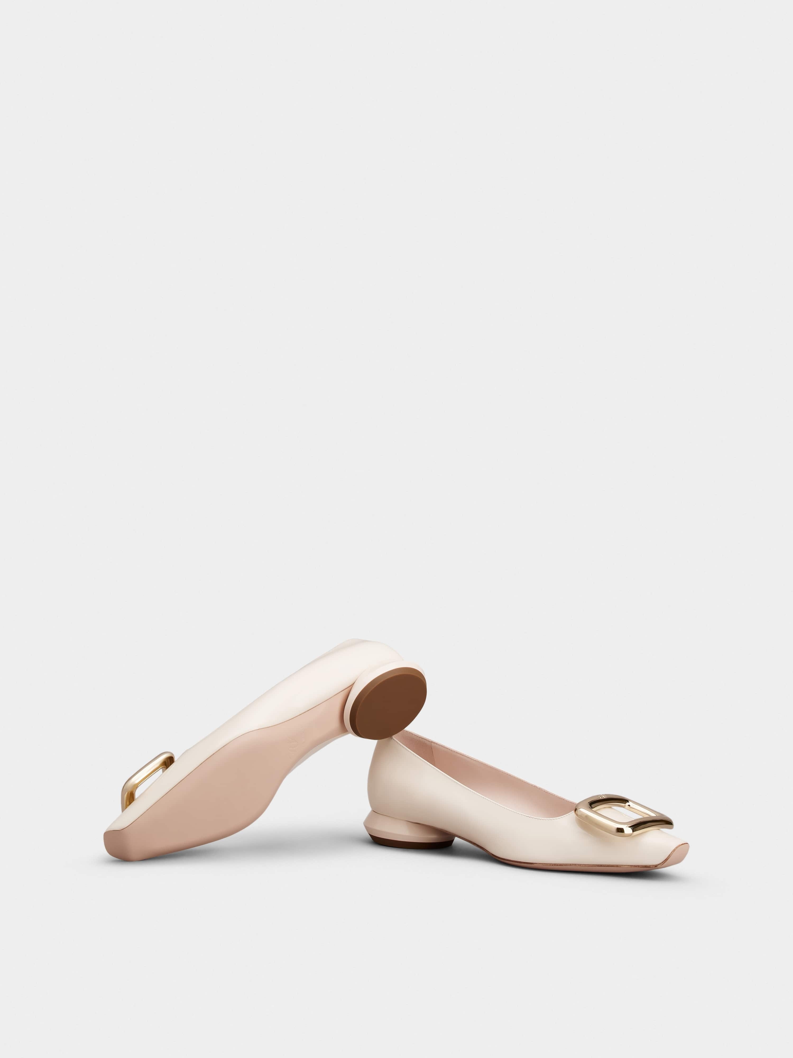 Viv' Choc Metal Buckle Ballerinas in Patent Leather - 6