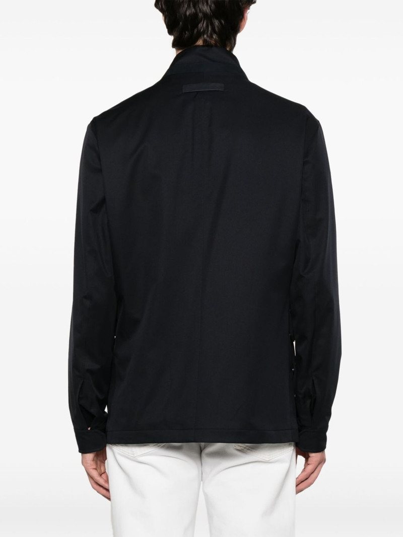 water-repellent jacket 4