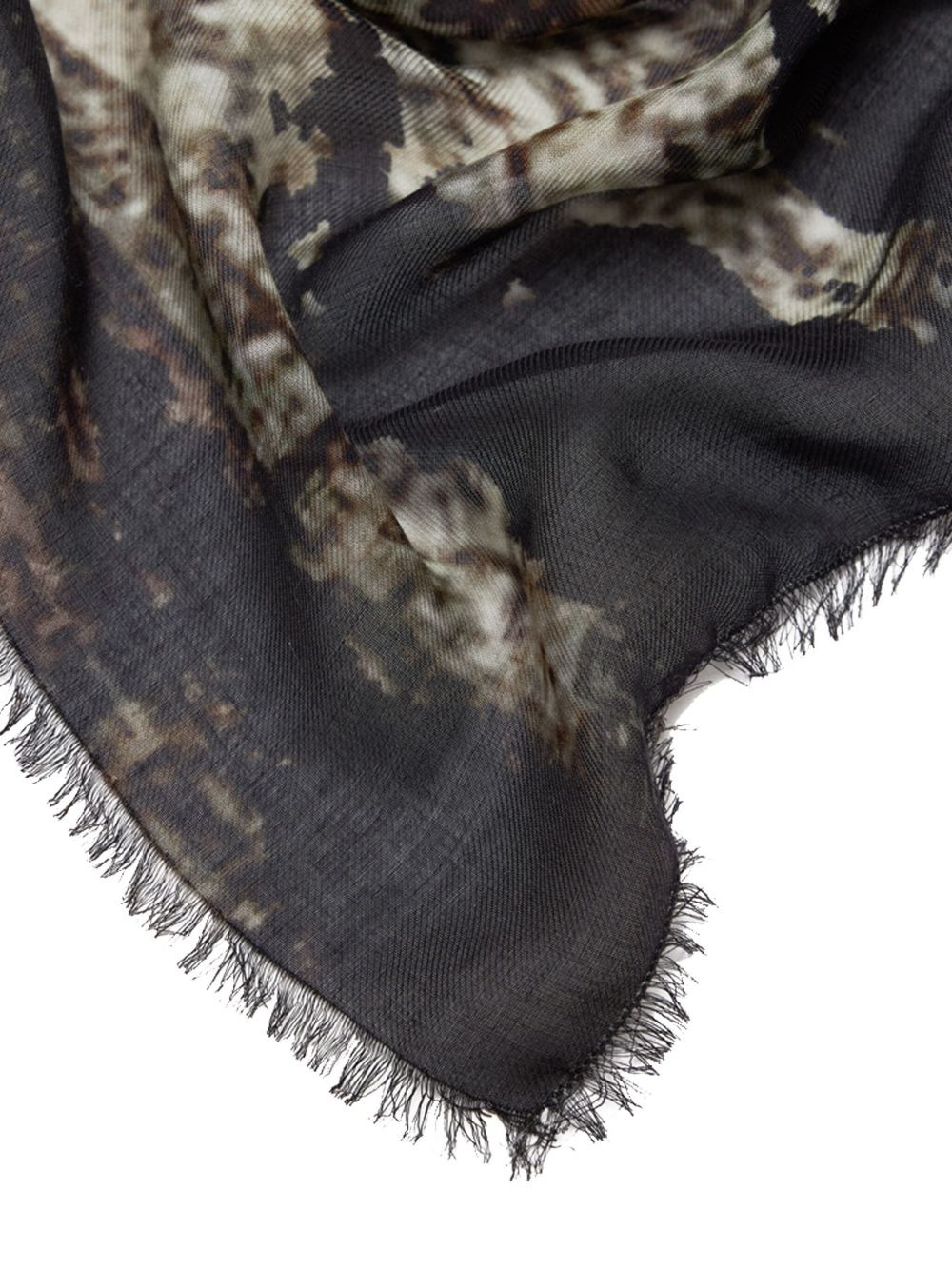 rug-pattern fringed scarf - 2