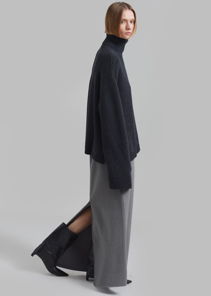 Rhea Trapeze Turtleneck - Charcoal 7