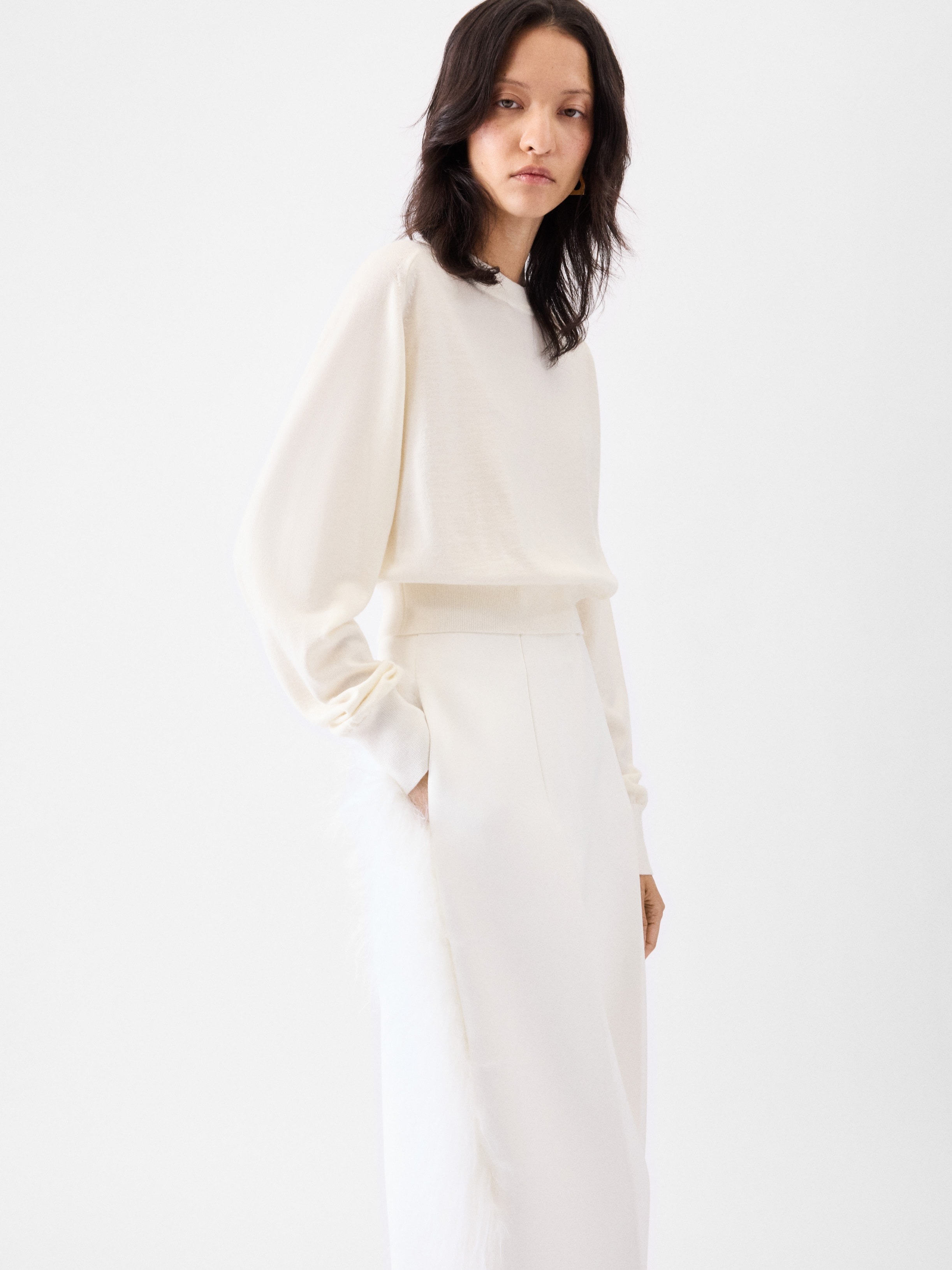 The embroidered sweater - 3
