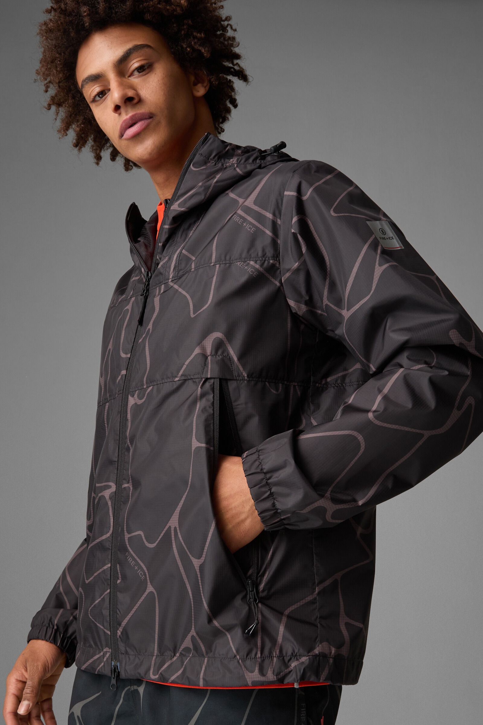Niels Jacket in Black - 5
