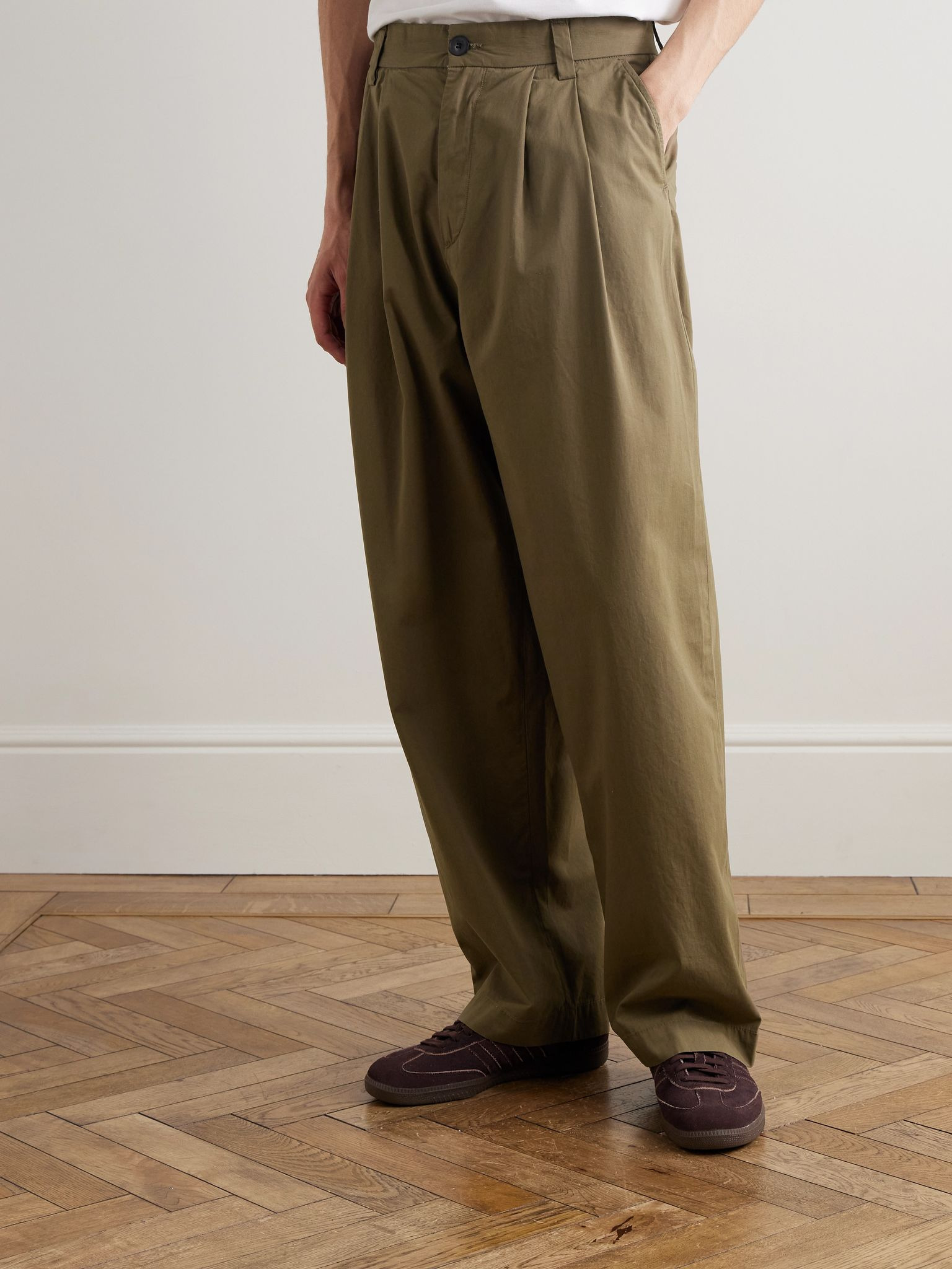Slater Straight-Leg Pleated Cotton-Twill Trousers Green - 3