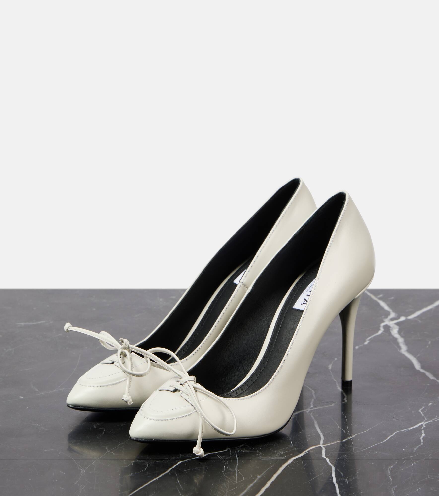 90 bow-detail leather pumps - 4