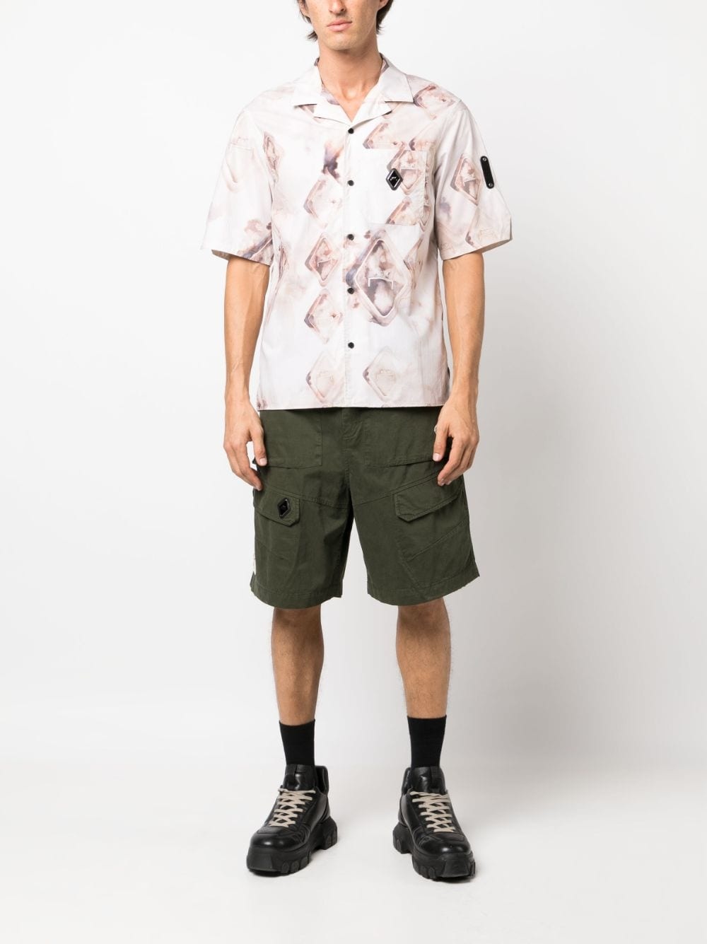 logo-patch cargo shorts - 2