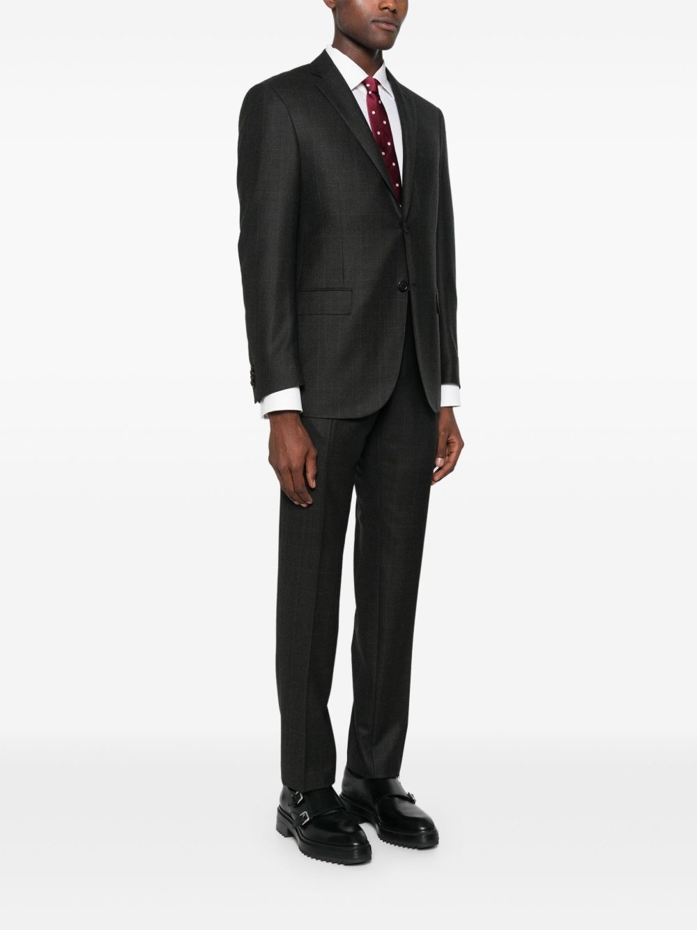 check-pattern suit - 3