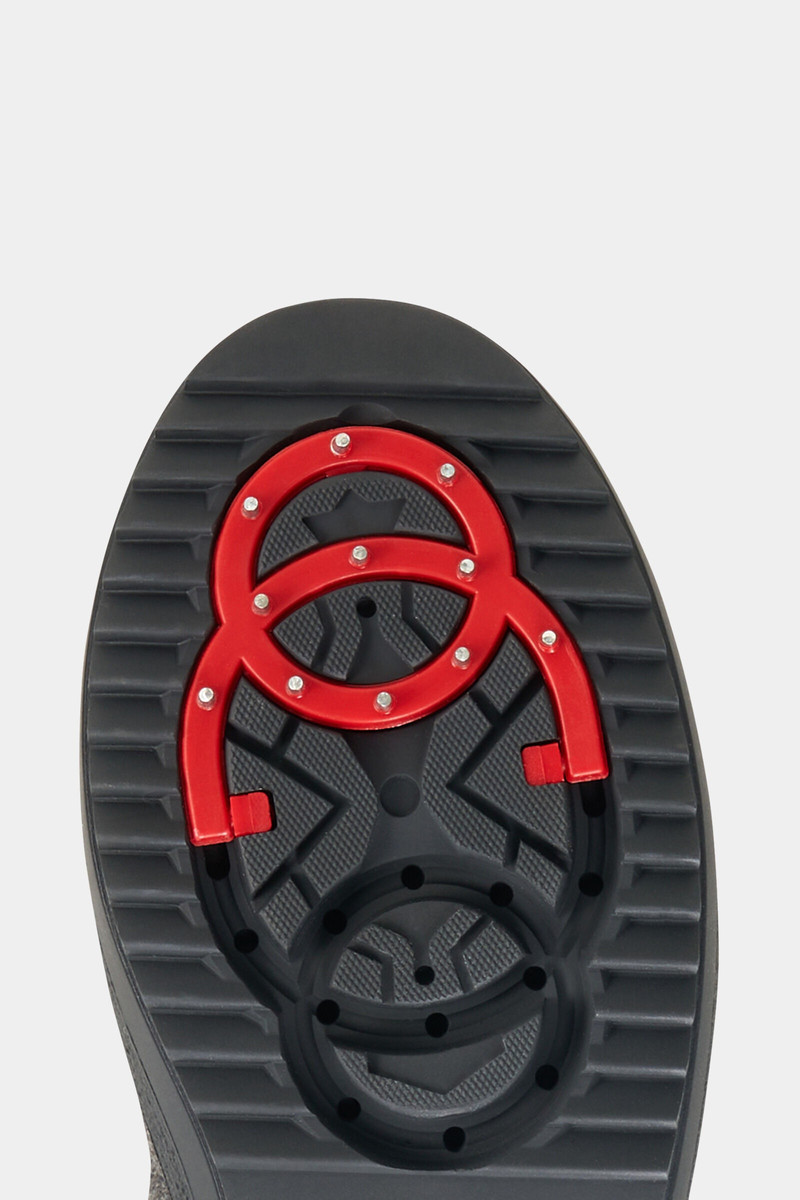 Anchorage Lace-up boots with spikes in Black 7