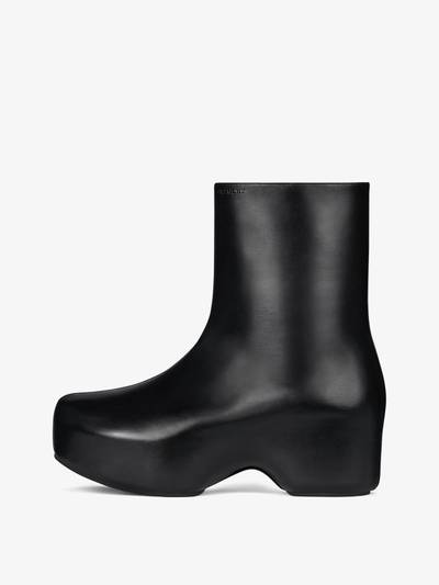 Givenchy G CLOG BOOTS IN LEATHER outlook