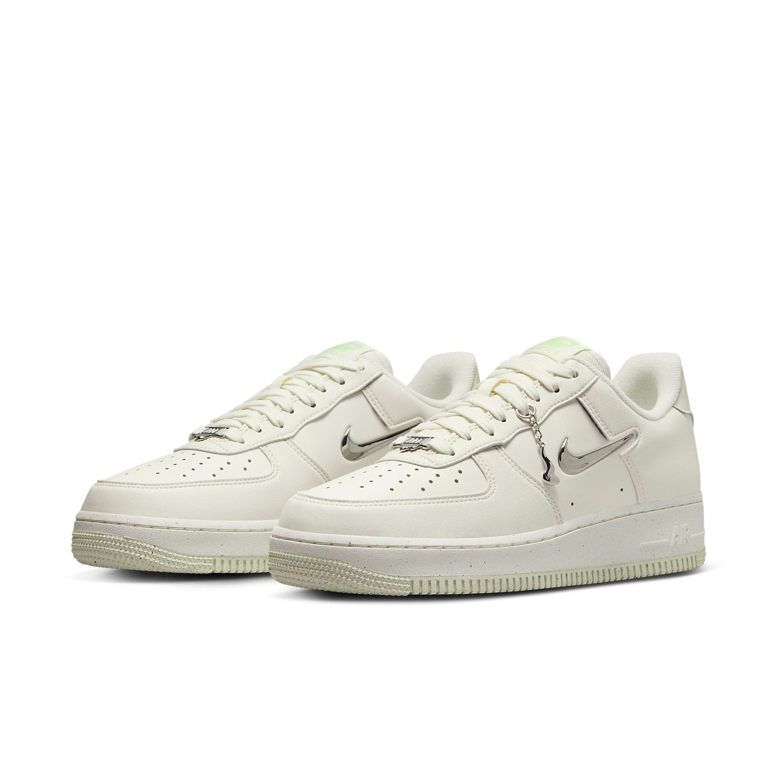 (WMNS) Nike Air Force 1 '07 SE Next Nature 'Sail Liquid Metal' FN8540-100 - 2