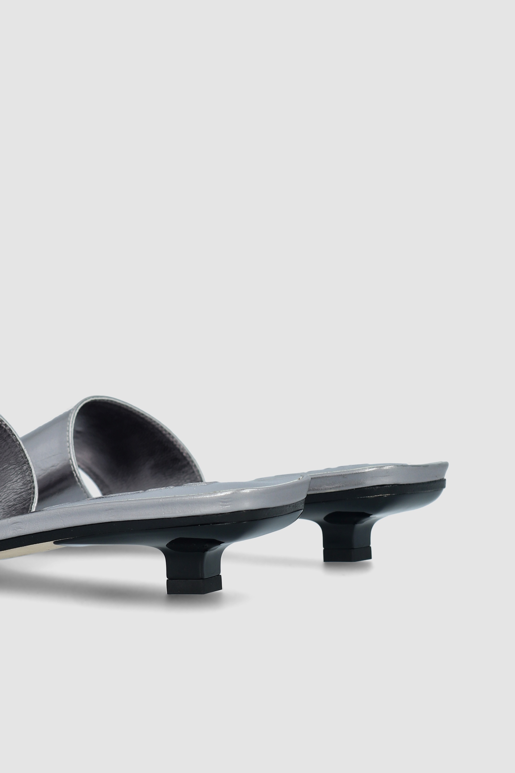CENI INOX EEL EMBOSSED METALLIC LEATHER SLIP-ON - 4